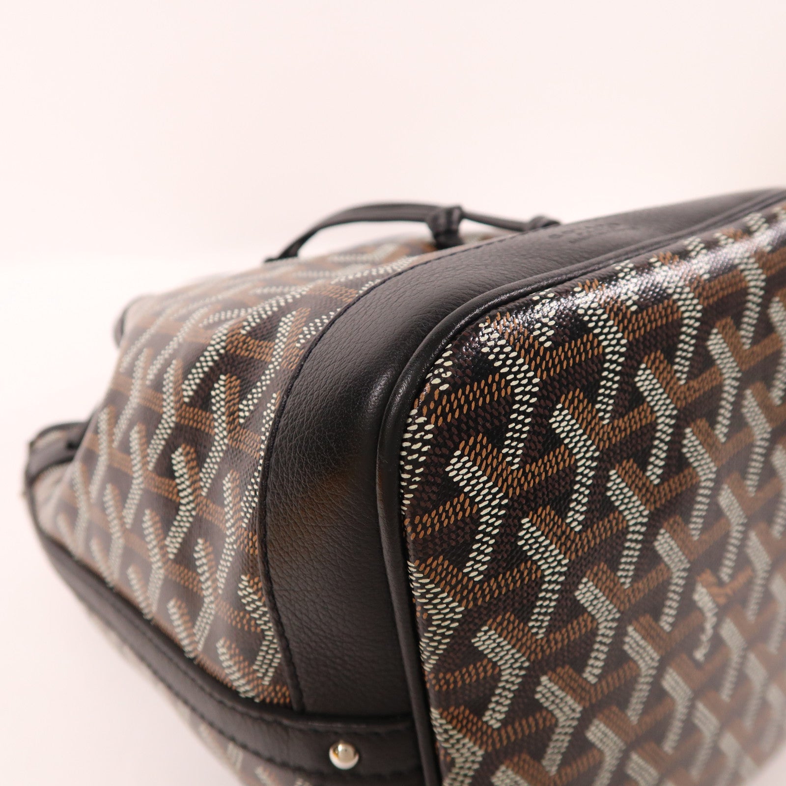GOYARD 【激減優惠】塗層帆布Petit Flot Bucket銀扣肩背袋