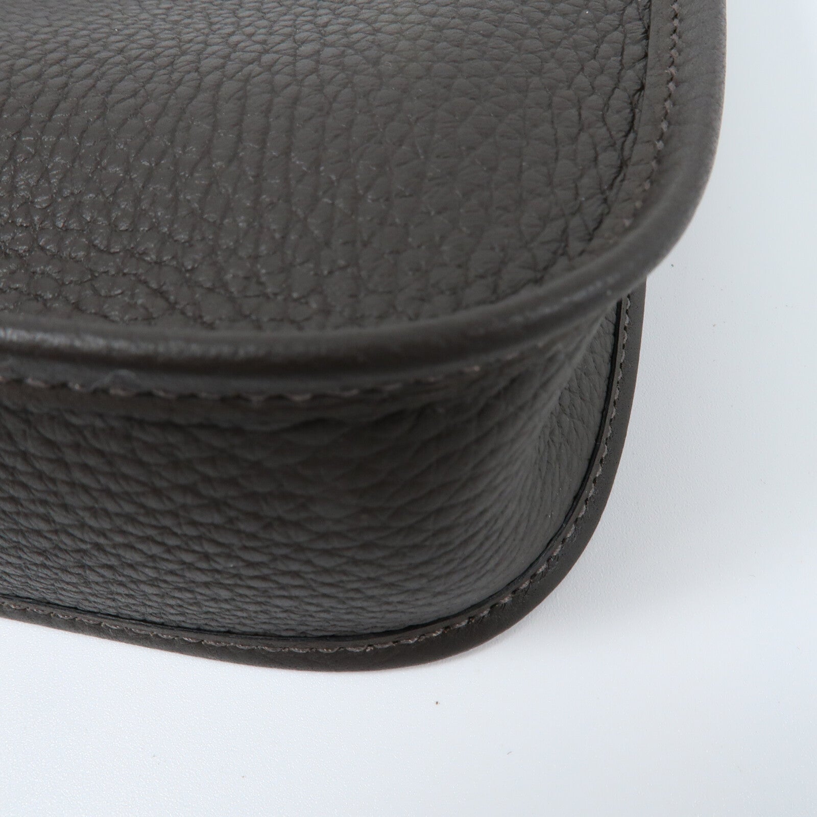 HERMES Clemence皮革Evelyne TPM肩背袋Ebene