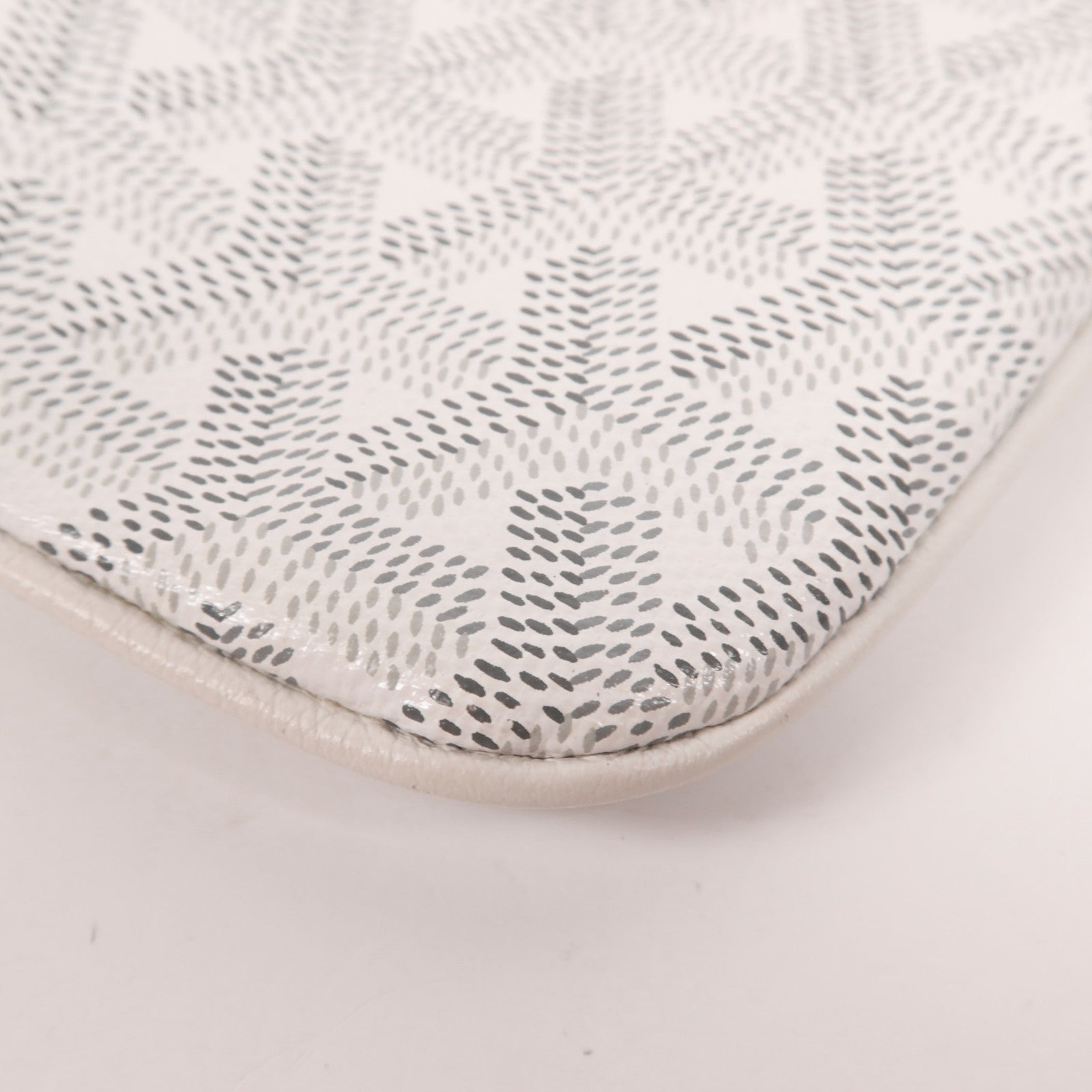 GOYARD 塗層帆布Clutch銀扣手拿包