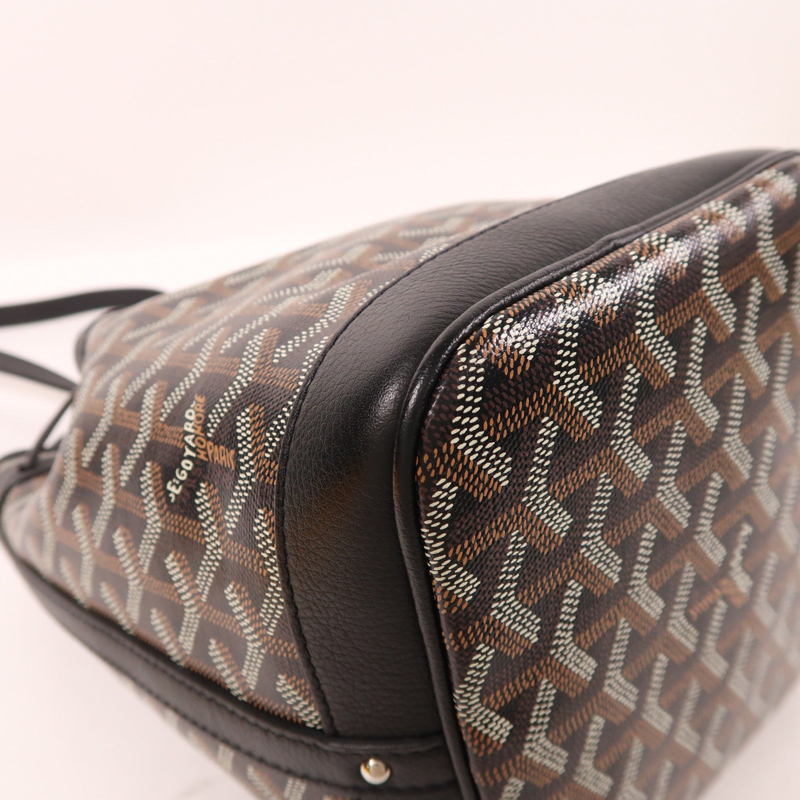 GOYARD 【激減優惠】塗層帆布Petit Flot Bucket銀扣肩背袋