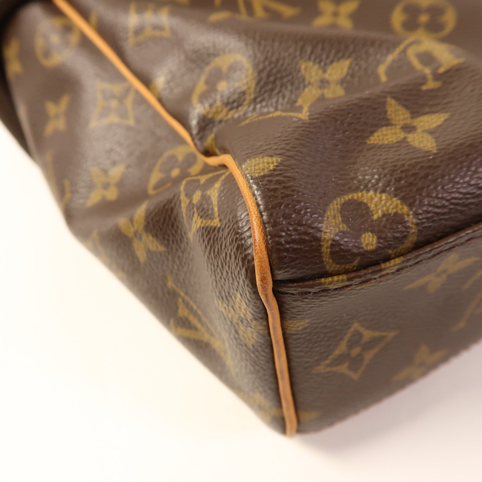 LOUIS VUITTON Monogram Abbesses金扣肩背袋