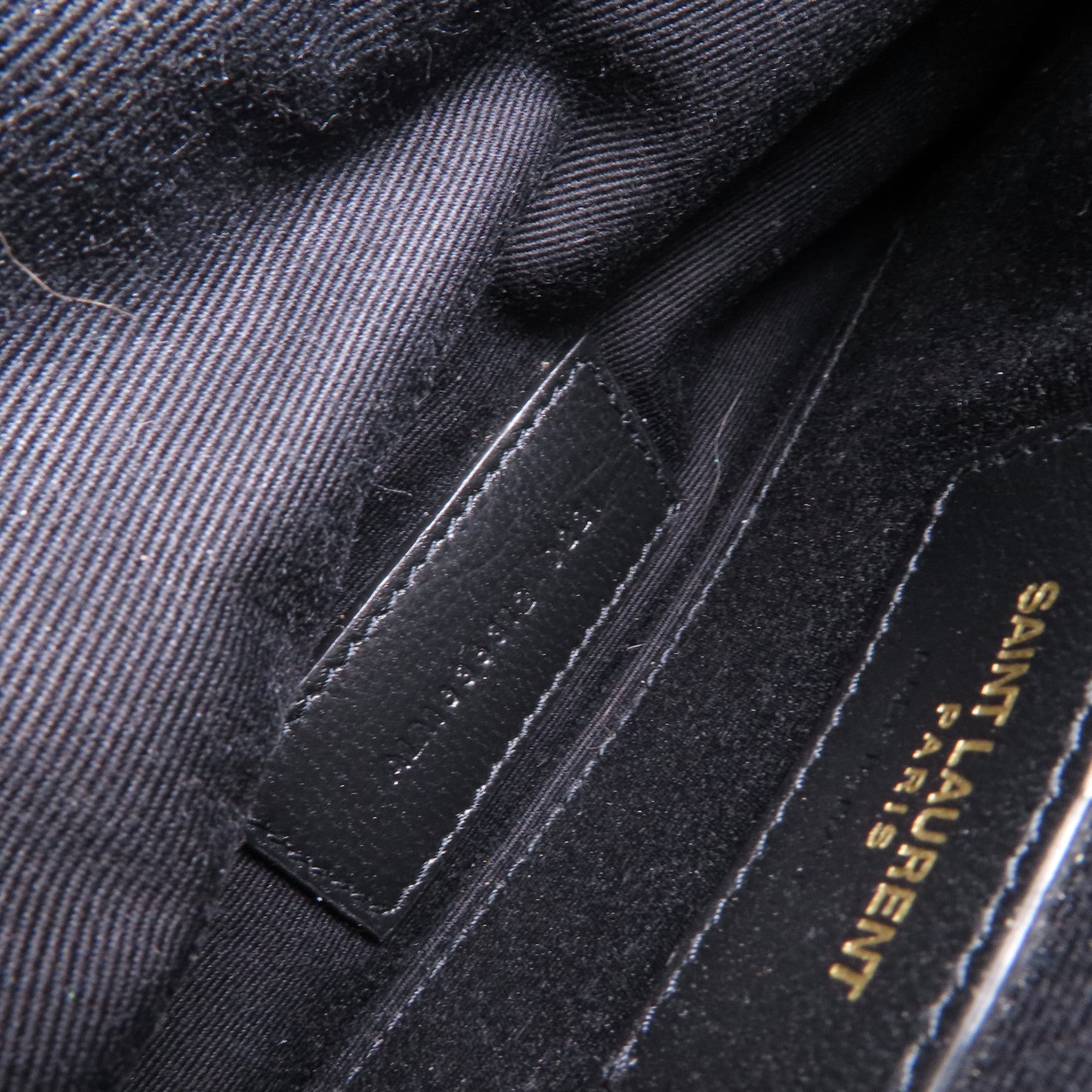 SAINT LAURENT 牛皮皮革Clutch金扣手拿包