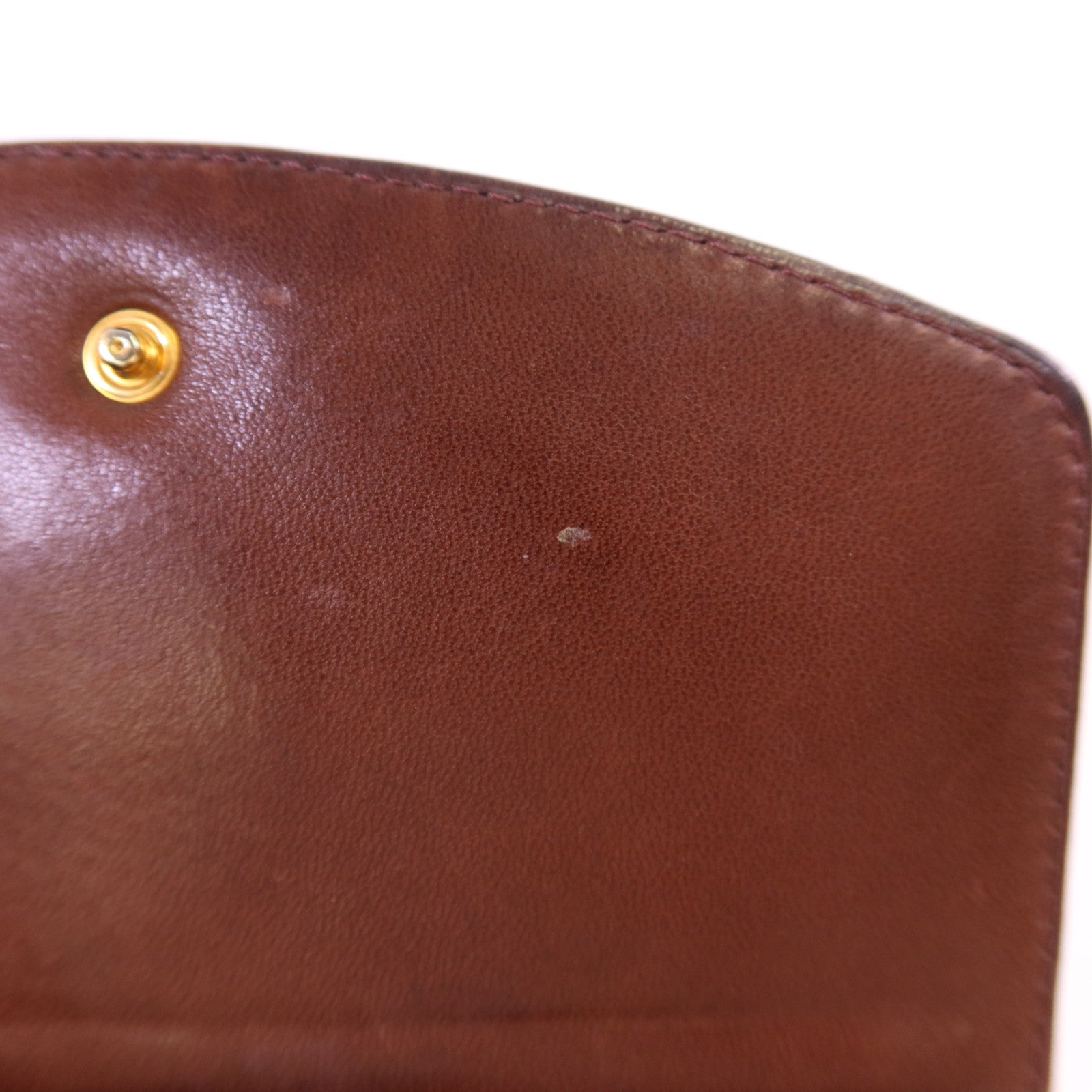 CHANEL 牛皮皮革Bifold Wallet金扣錢包