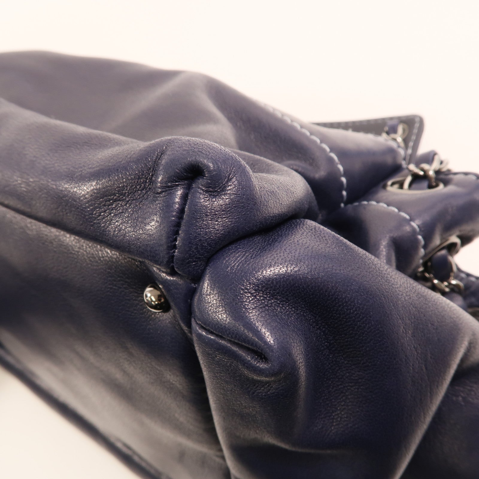 CHANEL 羊皮皮革Shoulder Bag銀扣鏈帶肩背袋