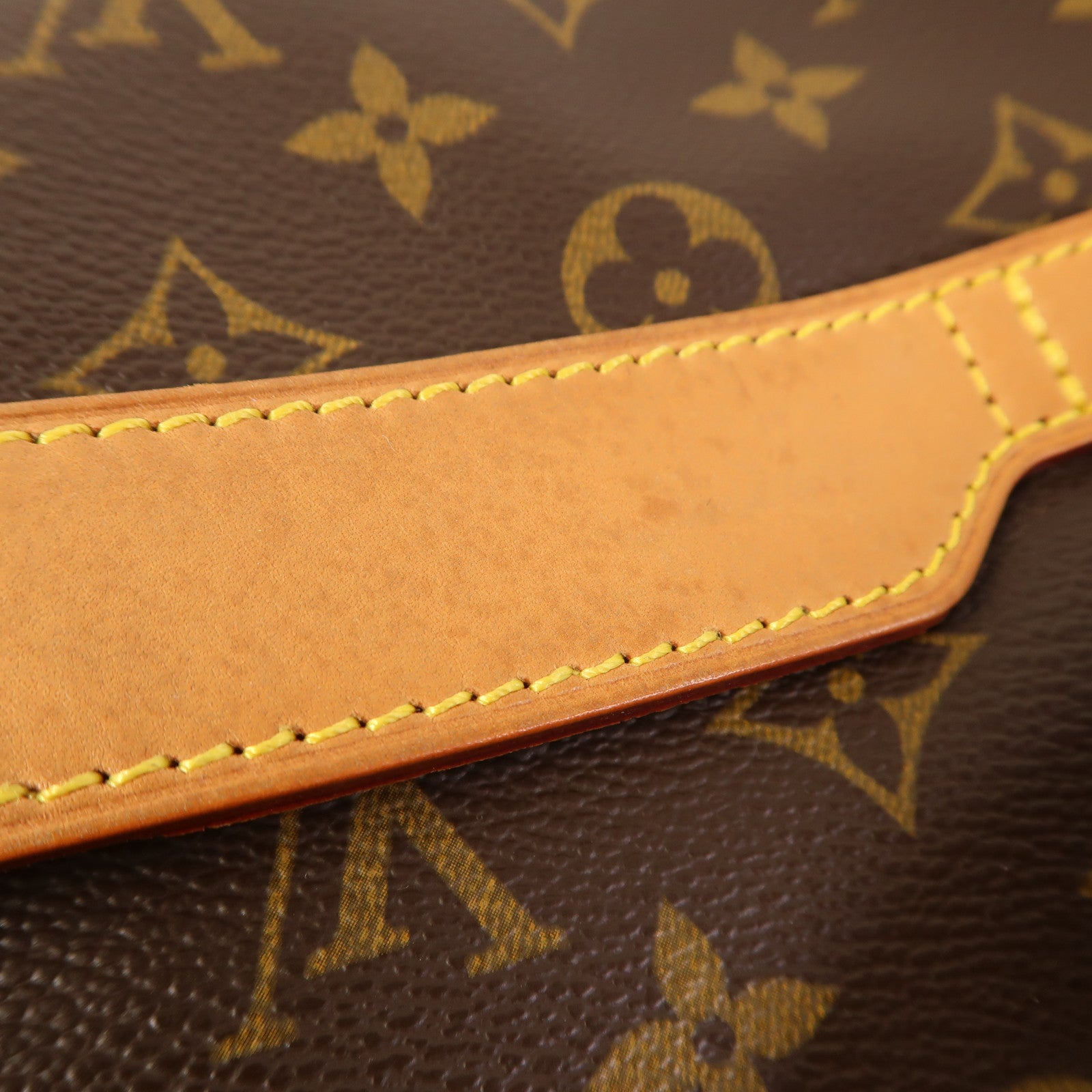 LOUIS VUITTON Monogram Abbesses金扣肩背袋