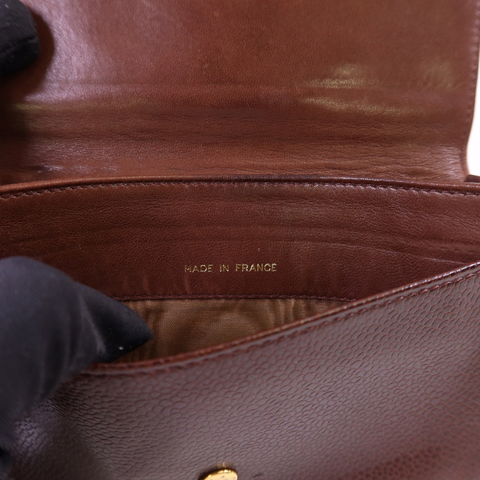 CHANEL 牛皮皮革Bifold Wallet金扣錢包