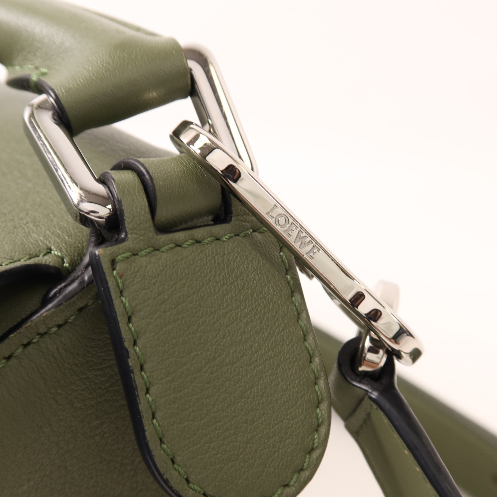 LOEWE 牛皮皮革Small Puzzle Bag銀扣手挽肩背兩用袋