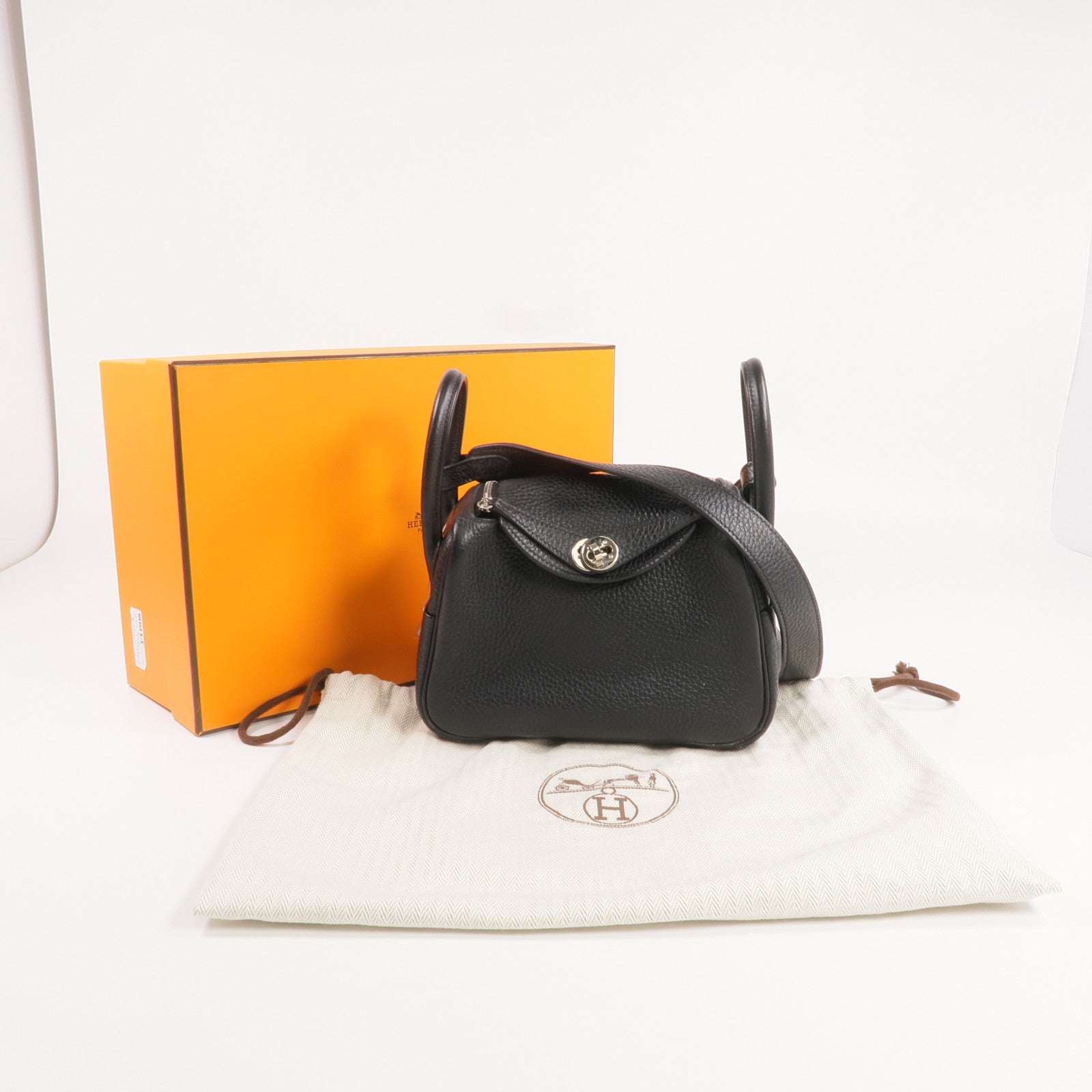 HERMES Clemence皮革Mini Lindy銀扣手挽肩背兩用袋Noir
