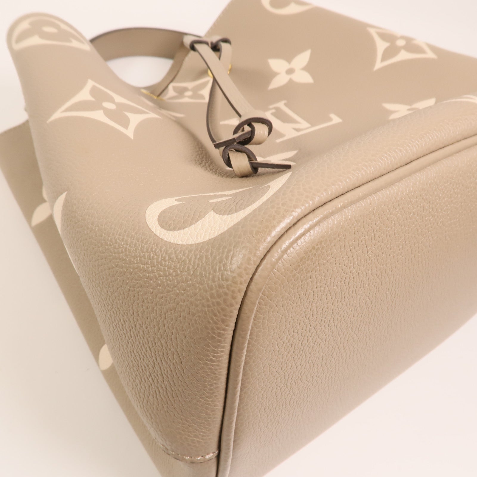 LOUIS VUITTON Monogram Empreinte NeoNoe MM金扣手挽肩背兩用袋