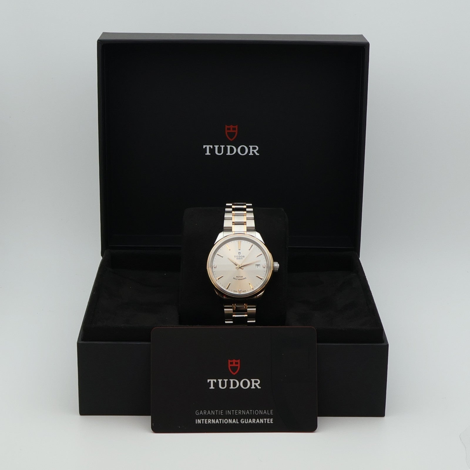 TUDOR Tudor Style 12503