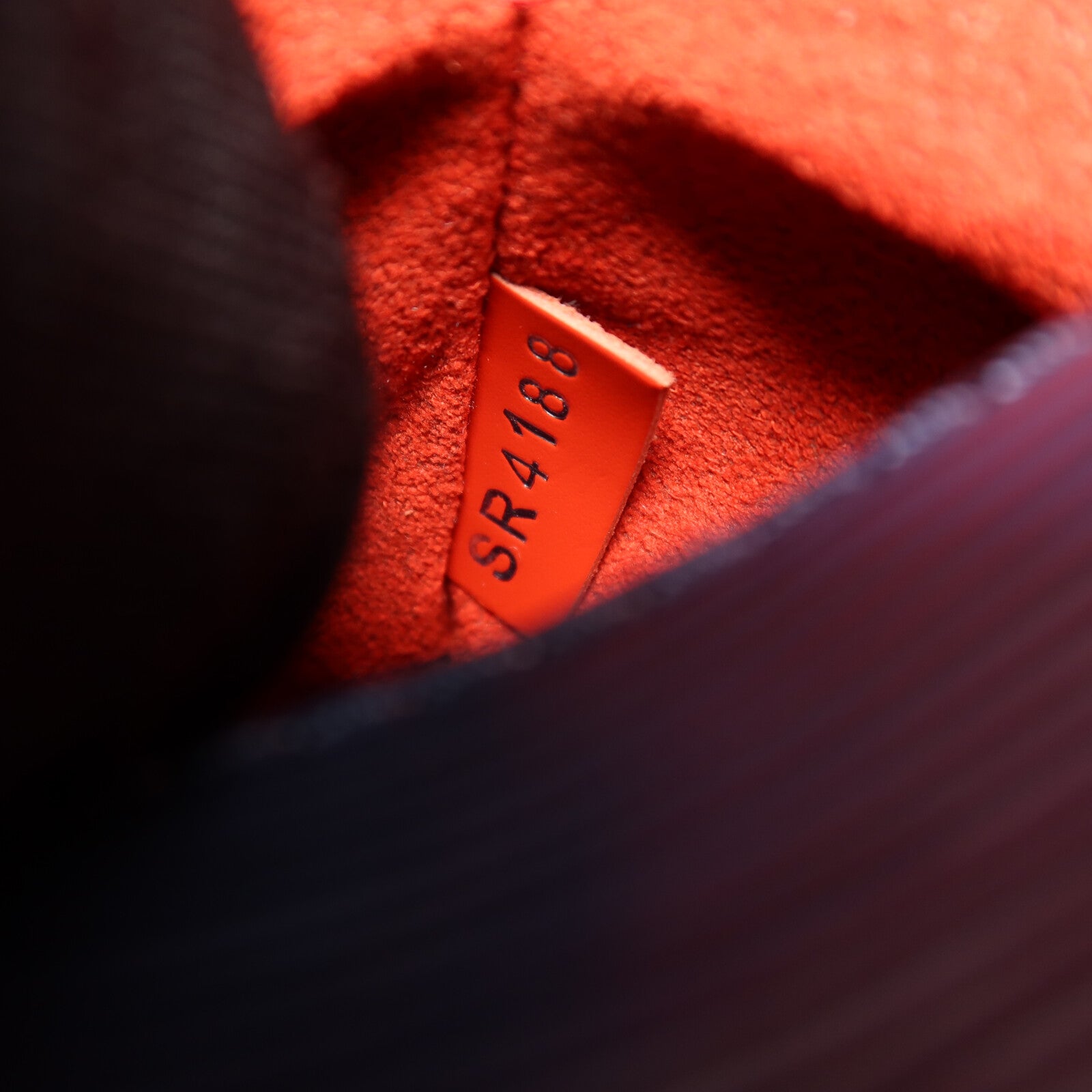 LOUIS VUITTON Epi NeoNoe MM銀扣手挽肩背兩用袋