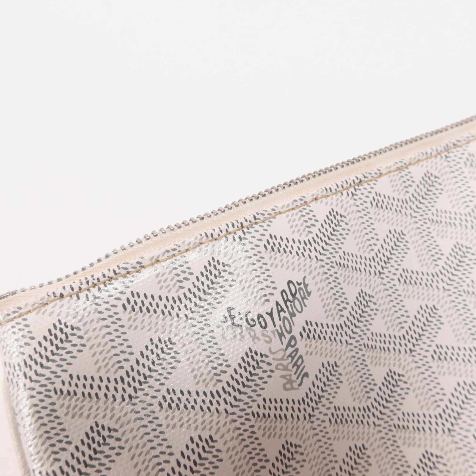 GOYARD 塗層帆布Clutch銀扣手拿包