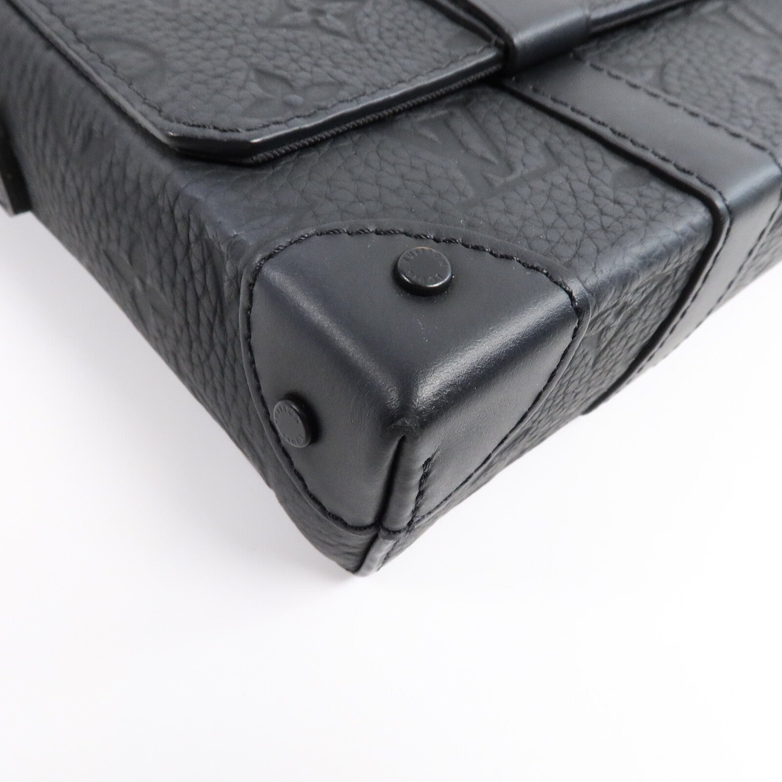 LOUIS VUITTON Monogram Taurillon Trunk Messenger Bag肩背袋