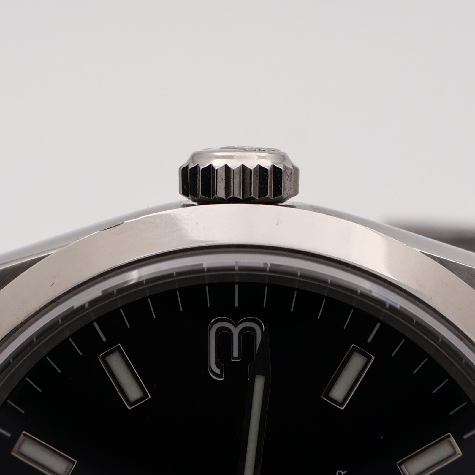 ROLEX Explorer I 114270