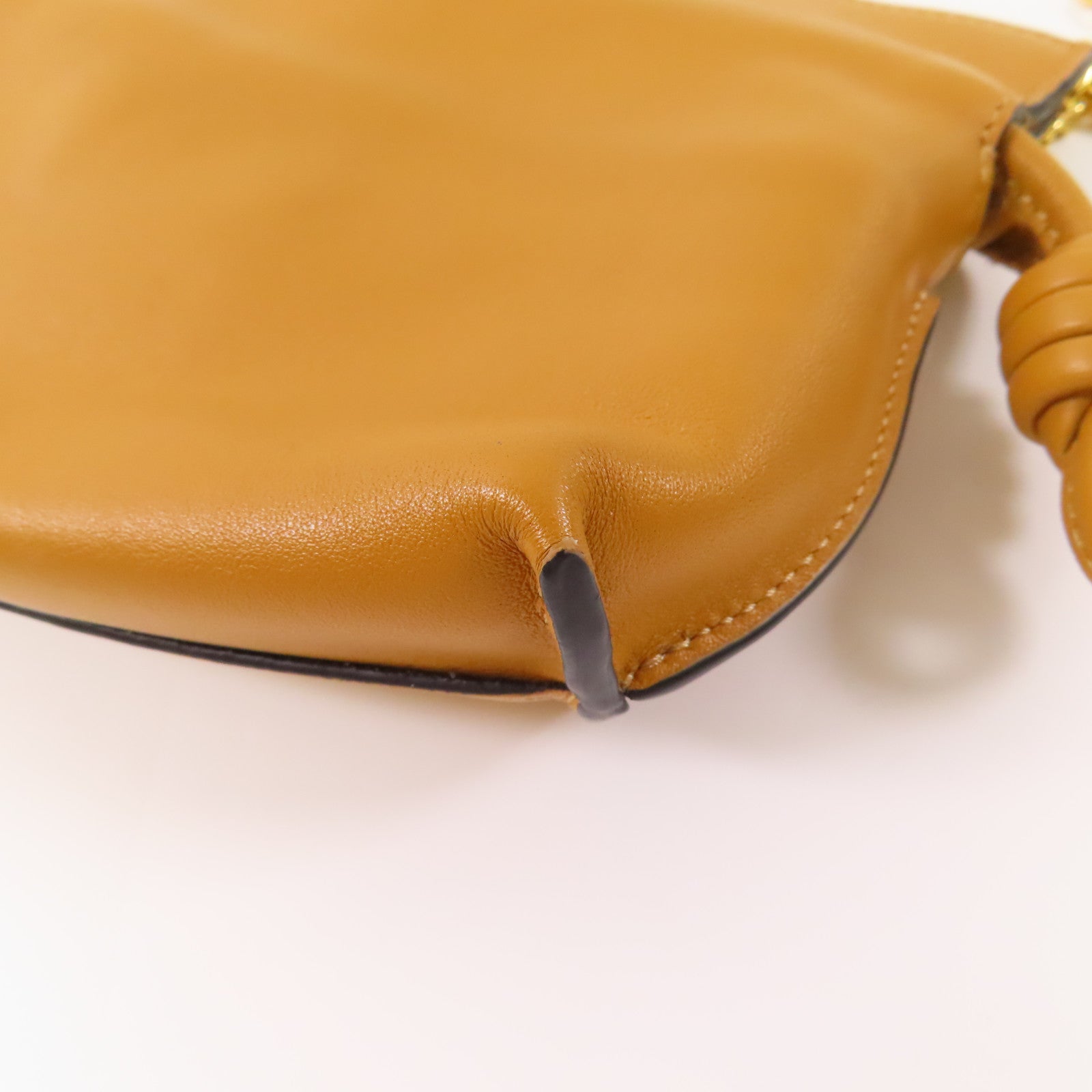 LOEWE 羊皮皮革Flamenco Nano金扣鏈帶肩背袋