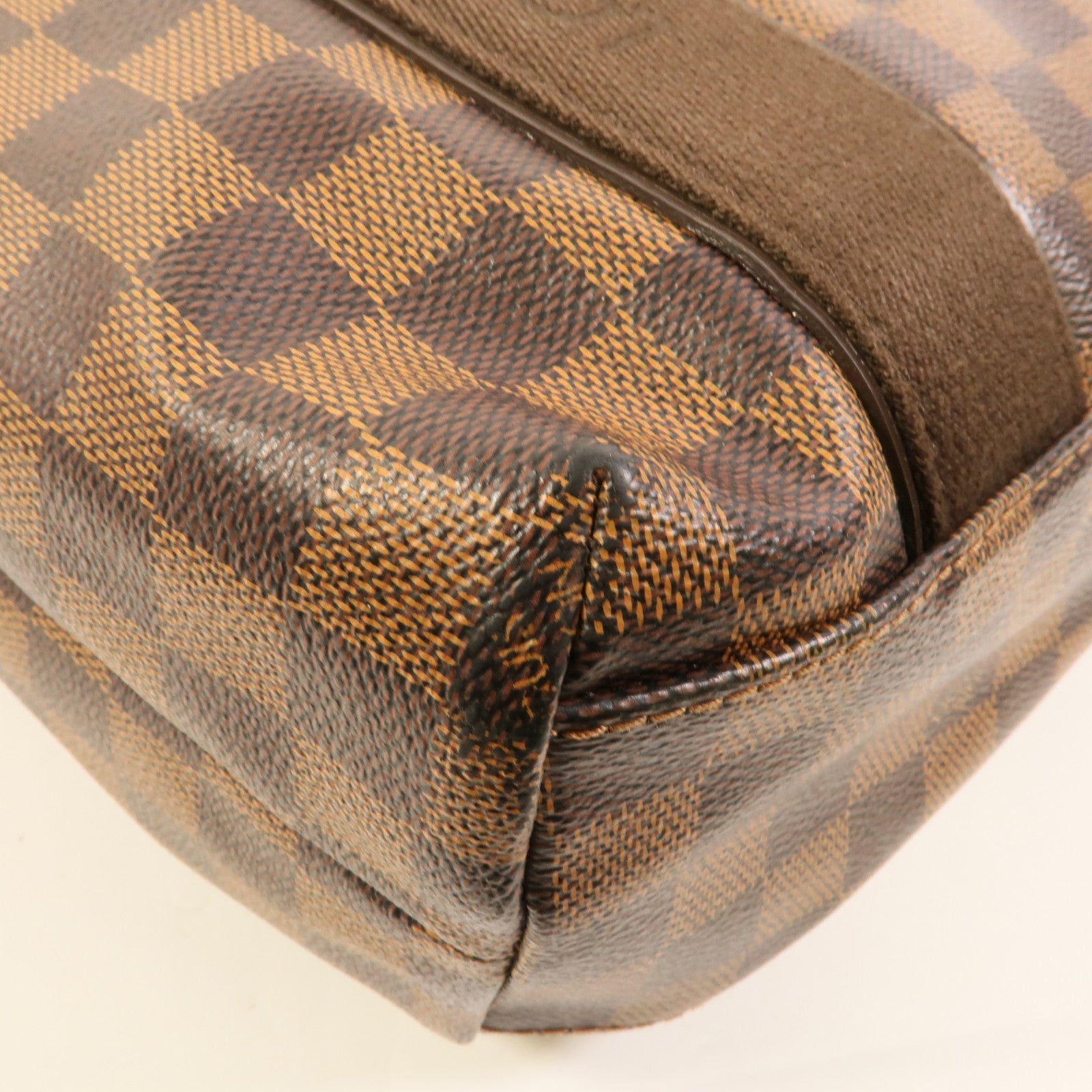 LOUIS VUITTON Damier Beaubourg金扣肩背袋棕色