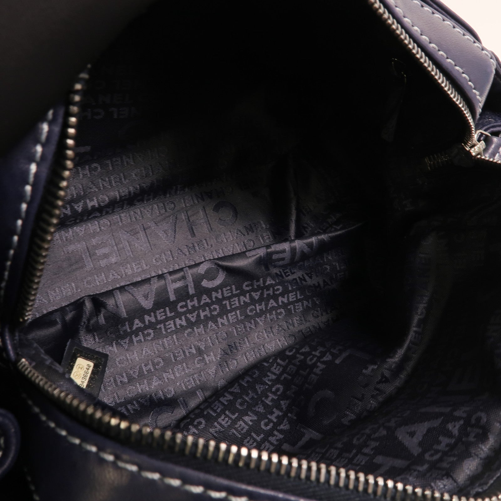 CHANEL 羊皮皮革Shoulder Bag銀扣鏈帶肩背袋