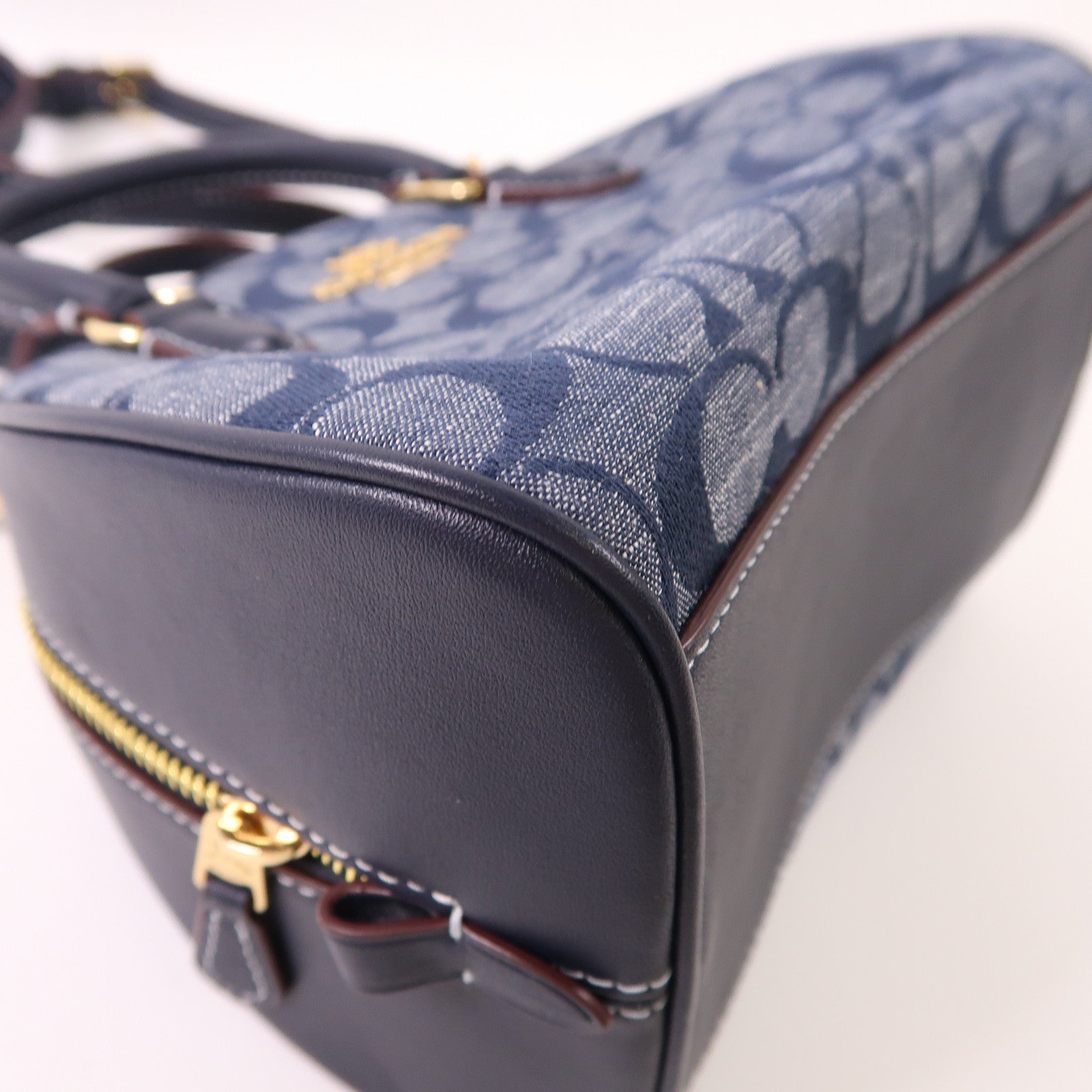 COACH 牛仔布Sydney Satchel金扣手挽肩背兩用袋