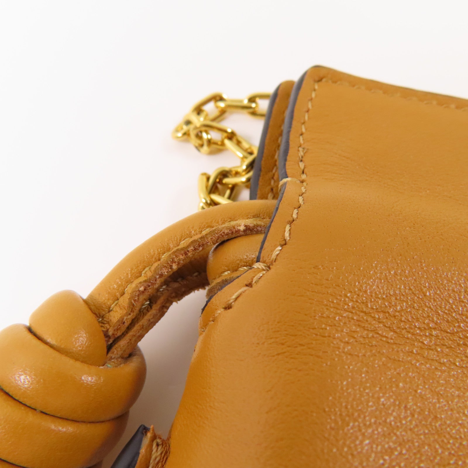 LOEWE 羊皮皮革Flamenco Nano金扣鏈帶肩背袋