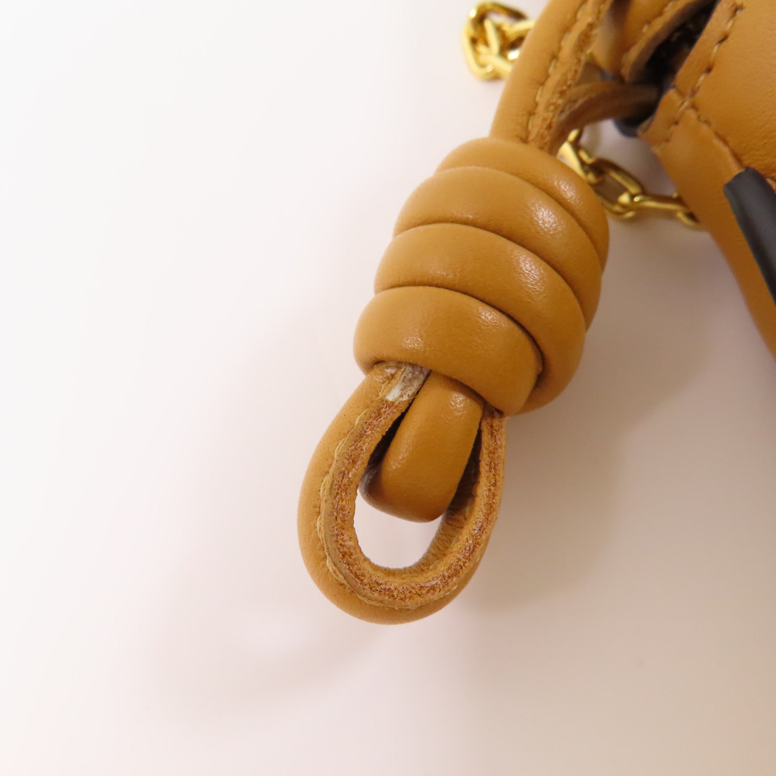 LOEWE 羊皮皮革Flamenco Nano金扣鏈帶肩背袋