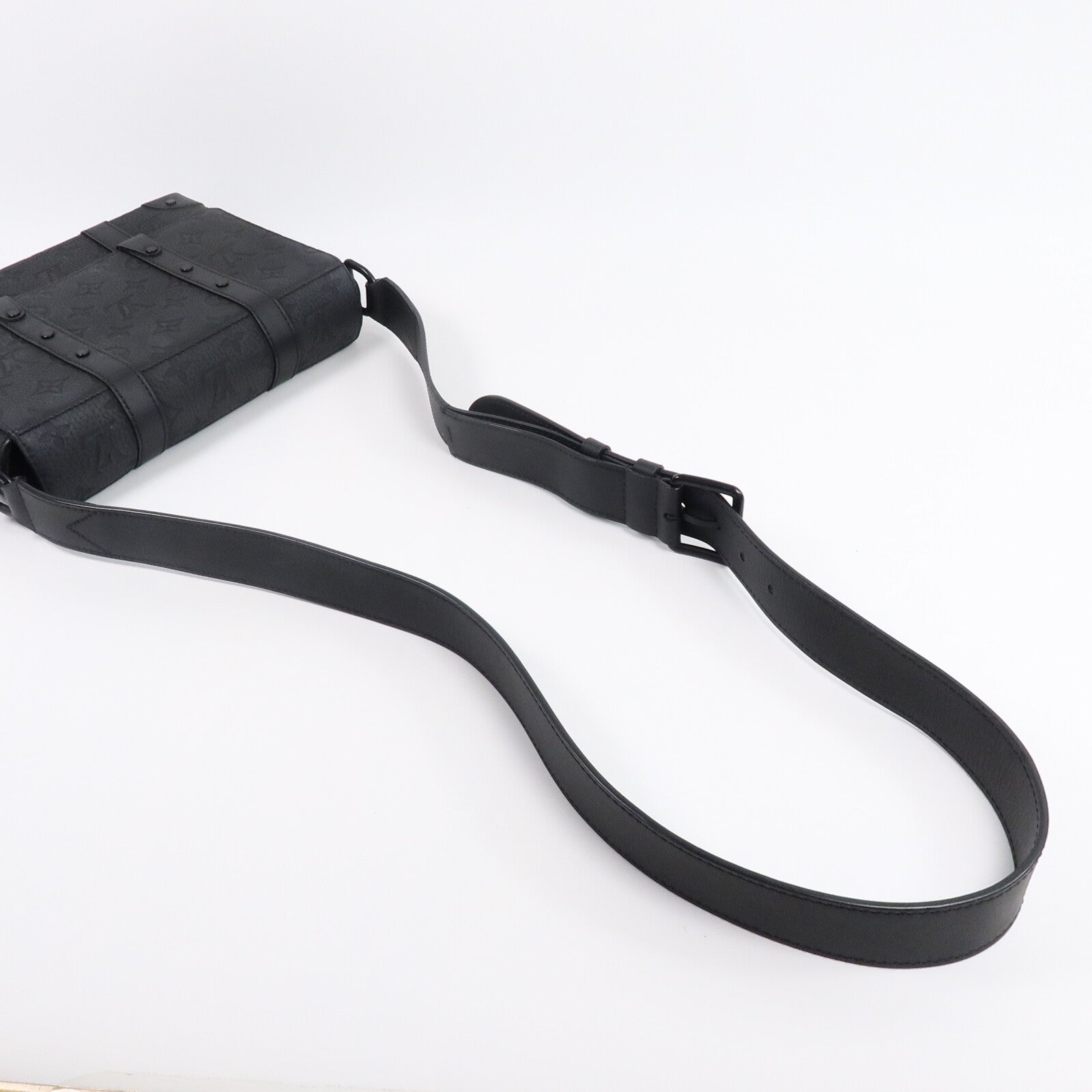 LOUIS VUITTON Monogram Taurillon Trunk Messenger Bag肩背袋