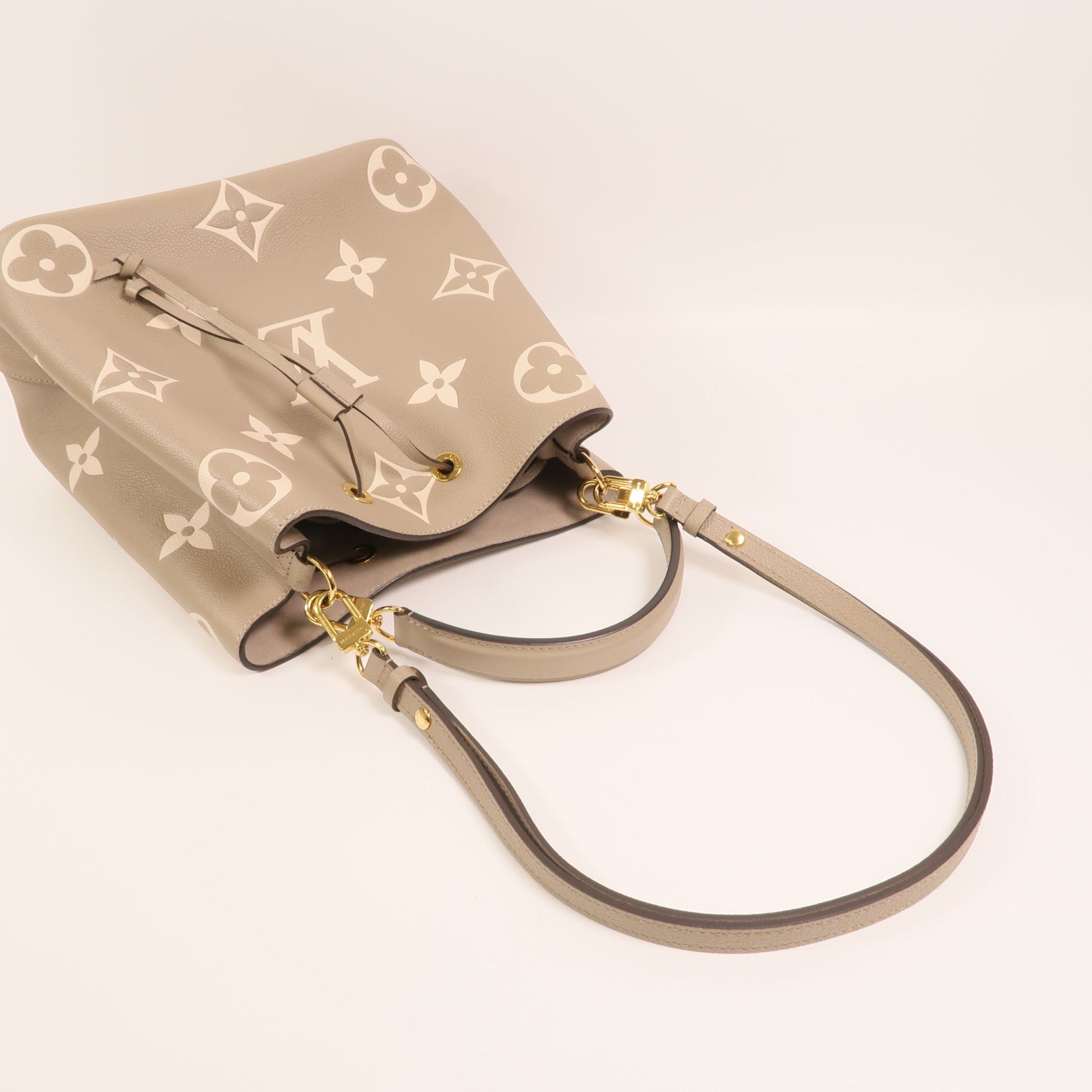 LOUIS VUITTON Monogram Empreinte NeoNoe MM金扣手挽肩背兩用袋
