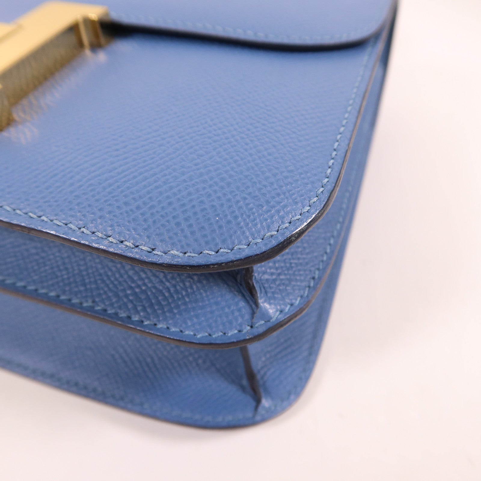 HERMES Epsom皮革Constance 24金扣肩背袋Bleu Brighton