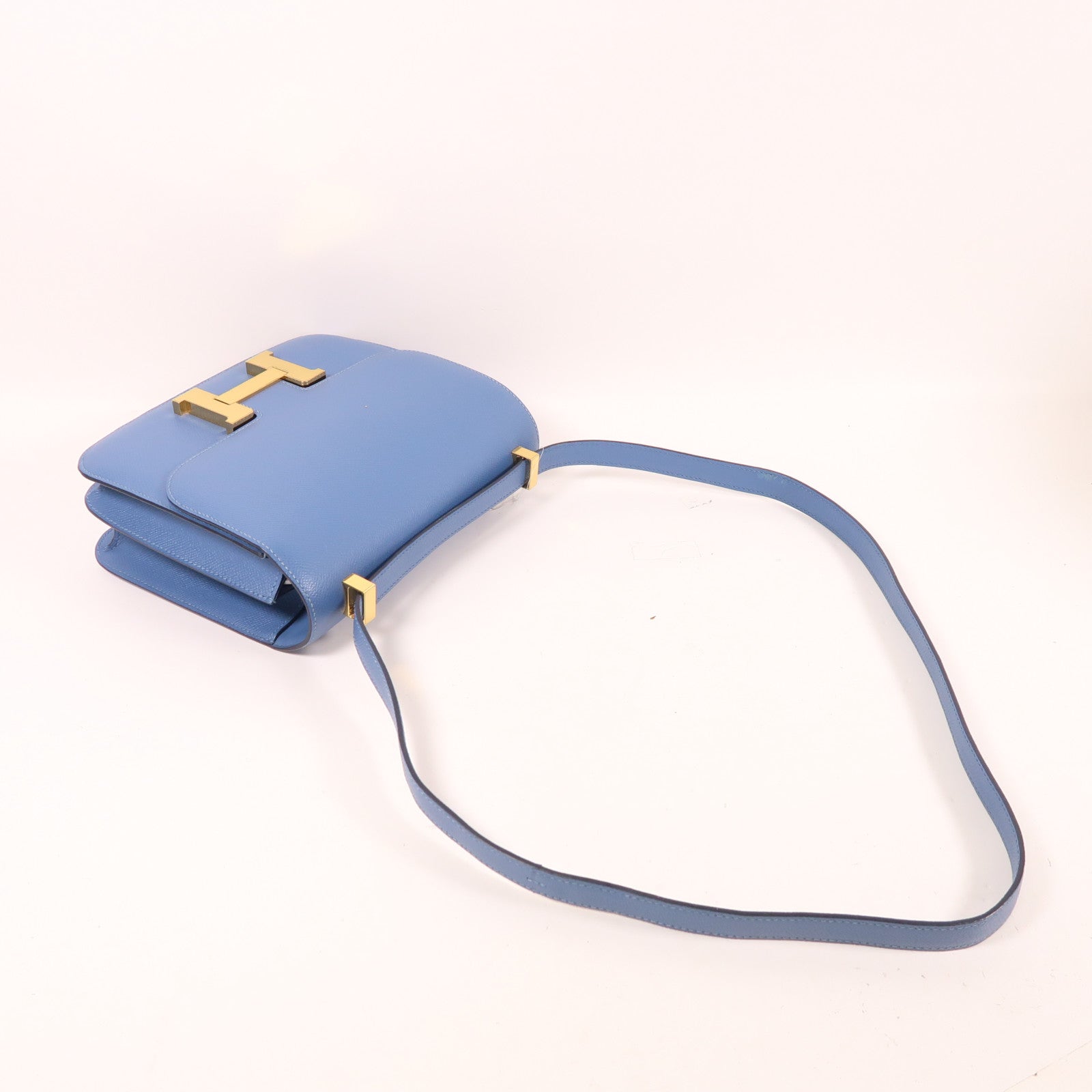 HERMES Epsom皮革Constance 24金扣肩背袋Bleu Brighton
