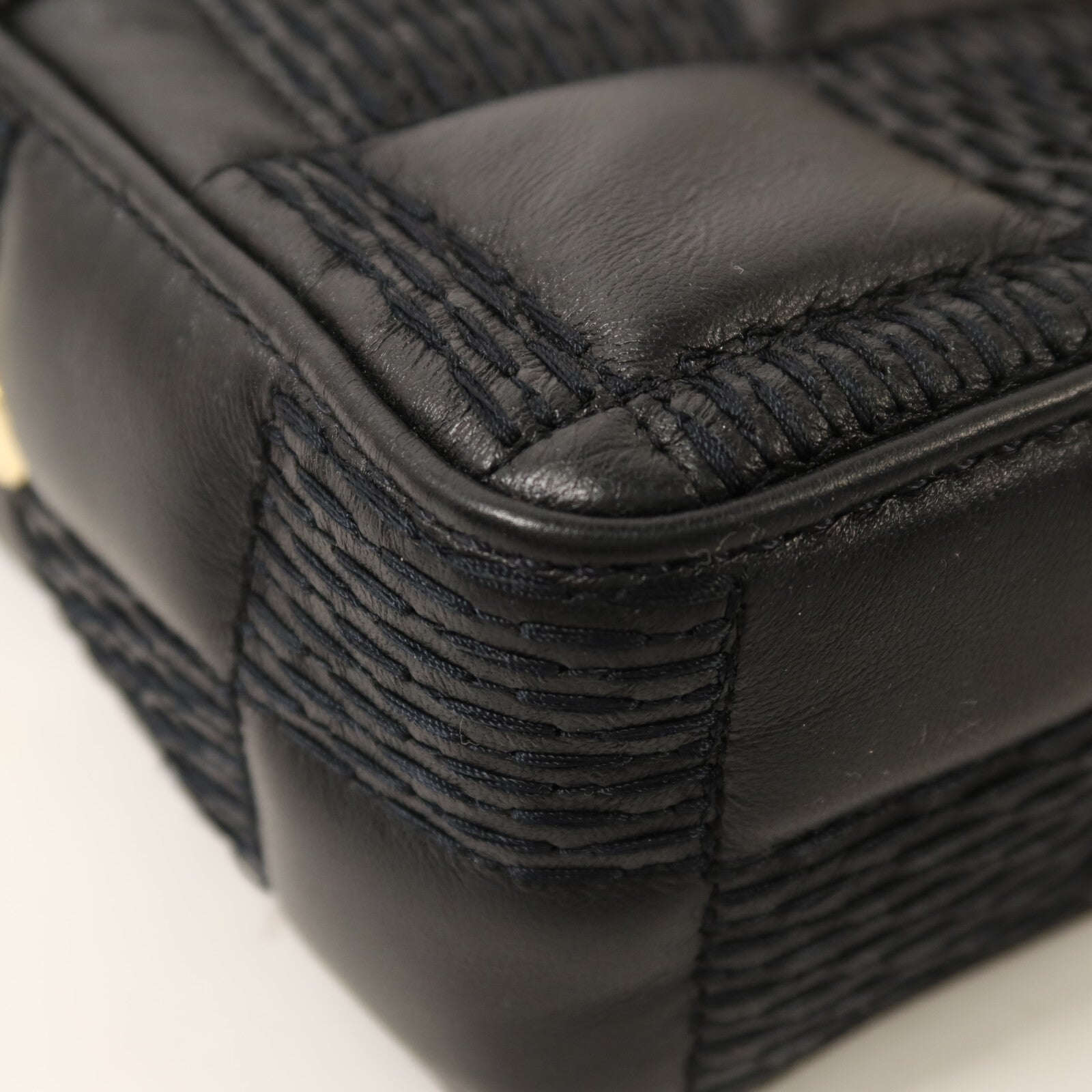 LOUIS VUITTON 羊皮皮革Troca PM金扣鏈帶手挽肩背兩用袋