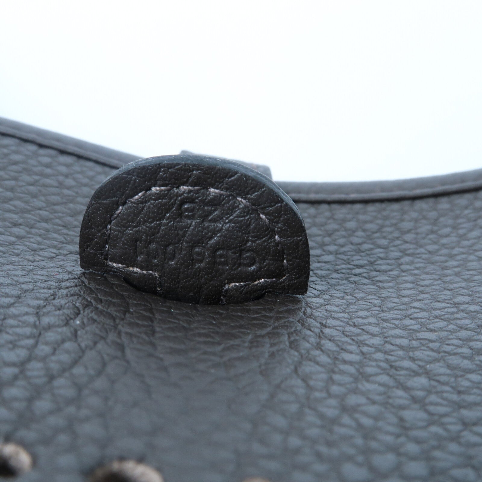 HERMES Clemence皮革Evelyne 23肩背袋Ebene