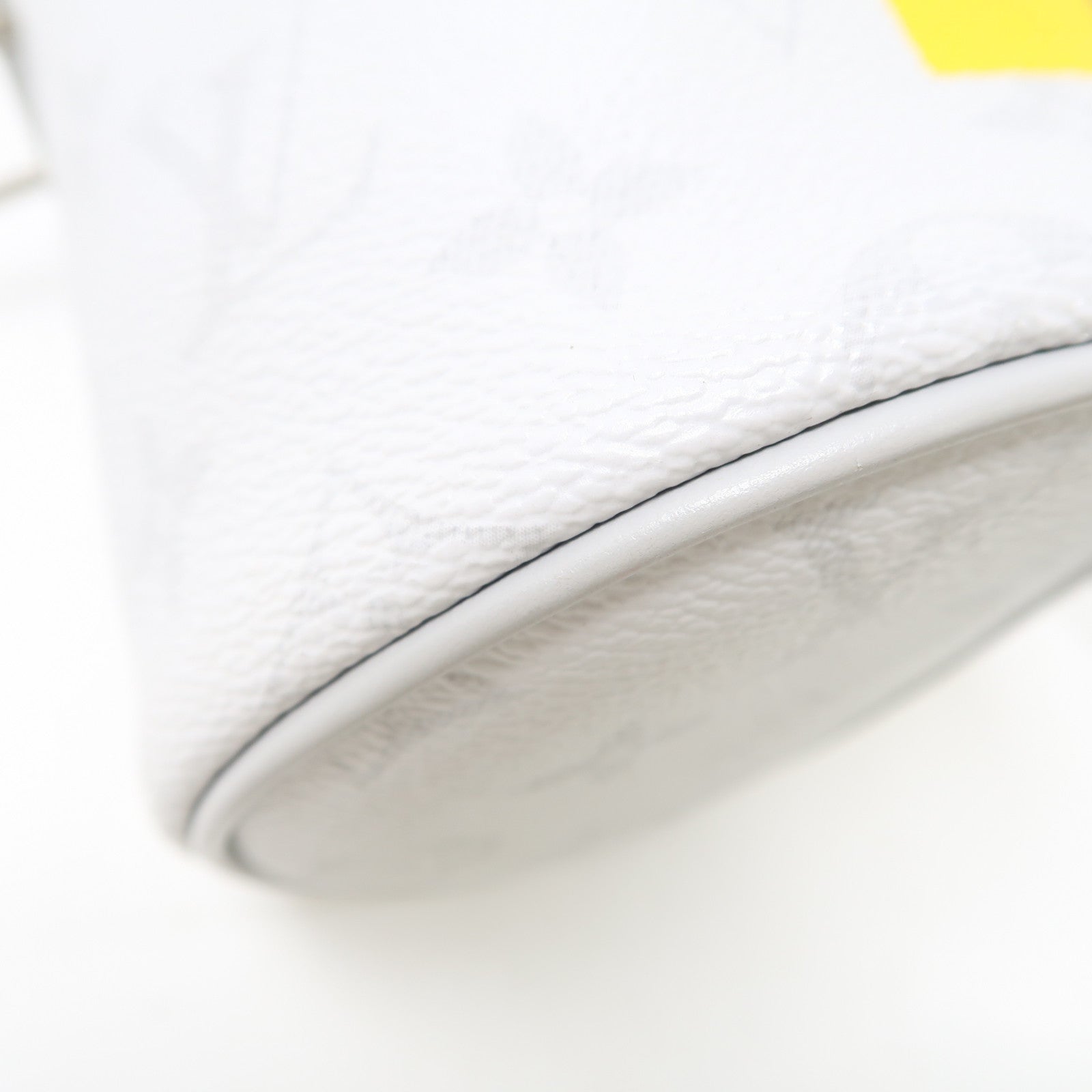 LOUIS VUITTON White Monogram Chalk Nano銀扣肩背袋白色/灰色