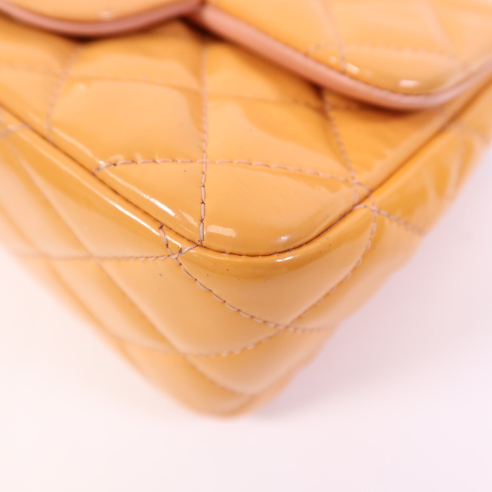 CHANEL 漆皮皮革Mini Classic 17銀扣鏈帶肩背袋