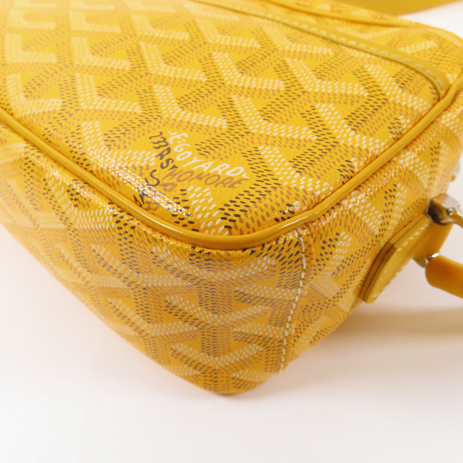 GOYARD【激減優惠】 塗層帆布Cap Vert PM銀扣肩背袋黃色