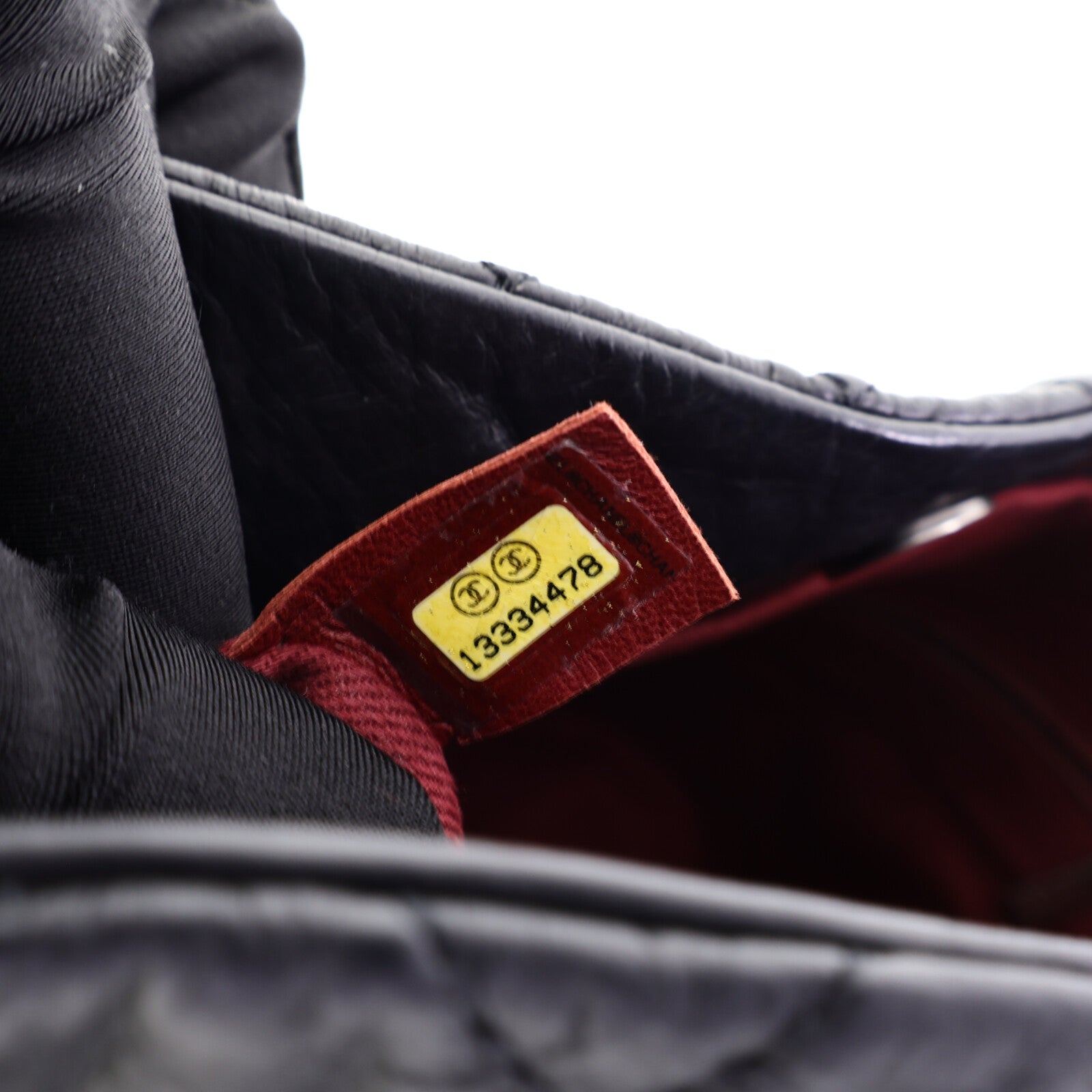 CHANEL 牛皮皮革Quilted Crinkled Calfskin Fold-Over Bag鏈帶肩背袋