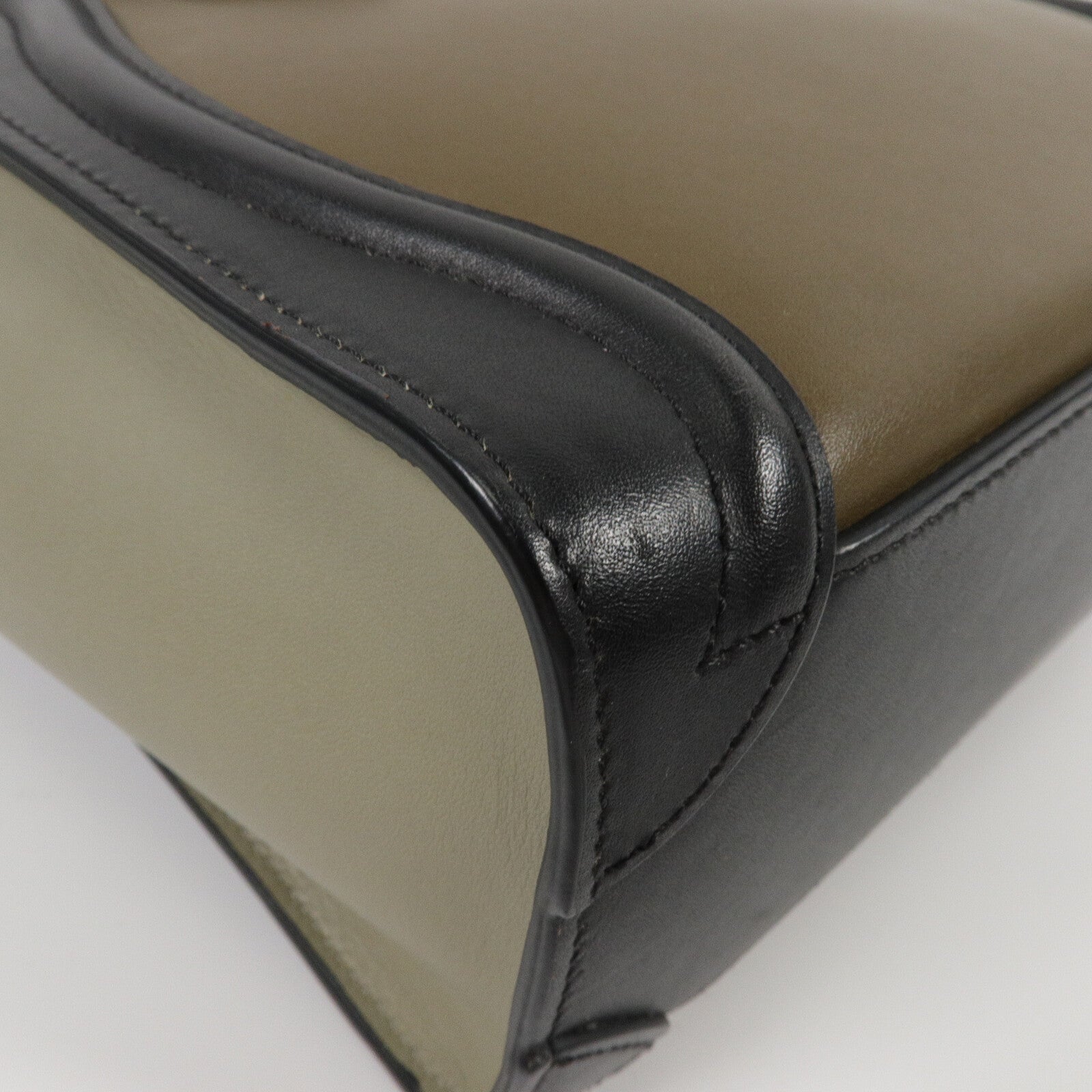 CELINE 牛皮皮革Nano Luggage手挽肩背兩用袋