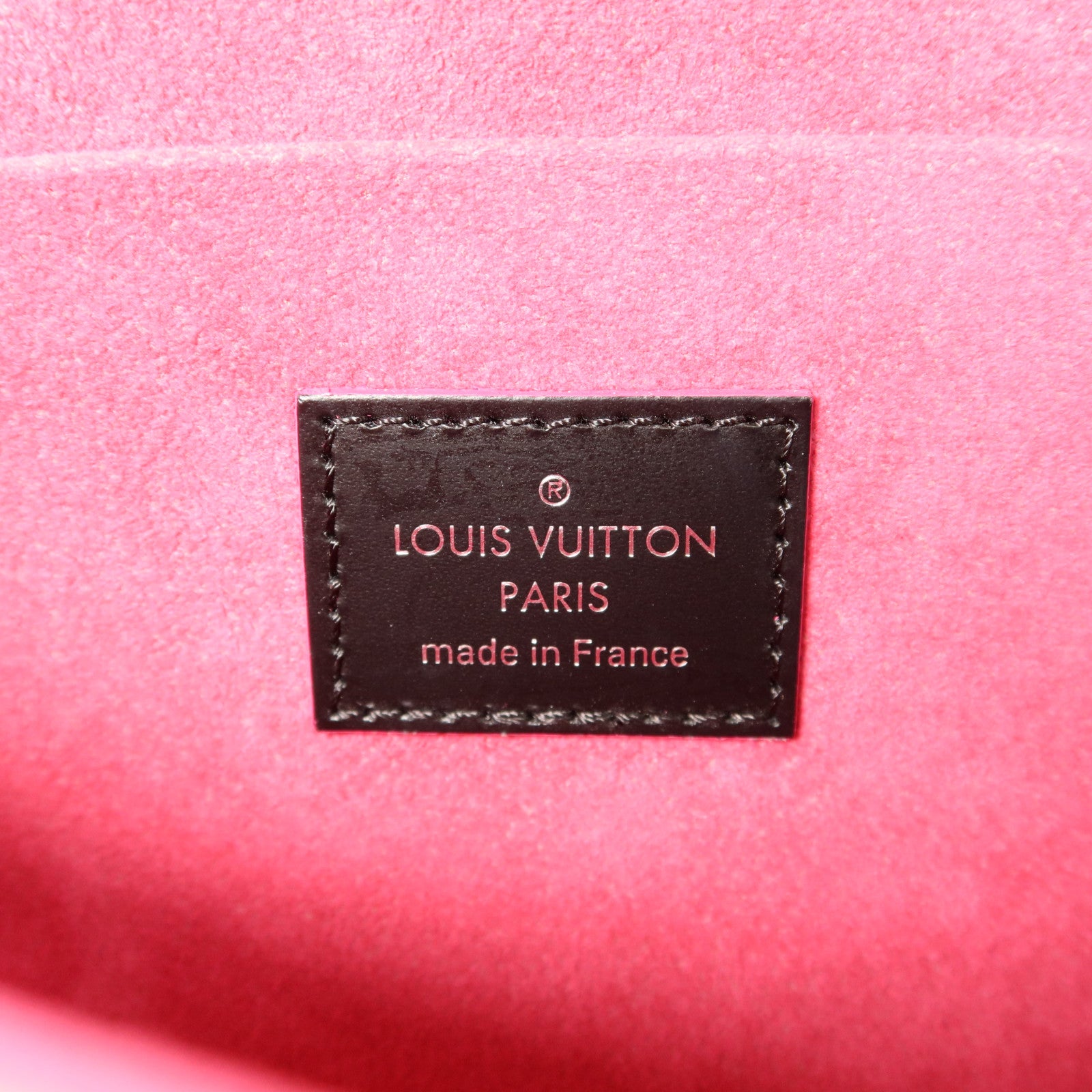 LOUIS VUITTON Epi Pochette Felicie銀扣鏈帶肩背袋