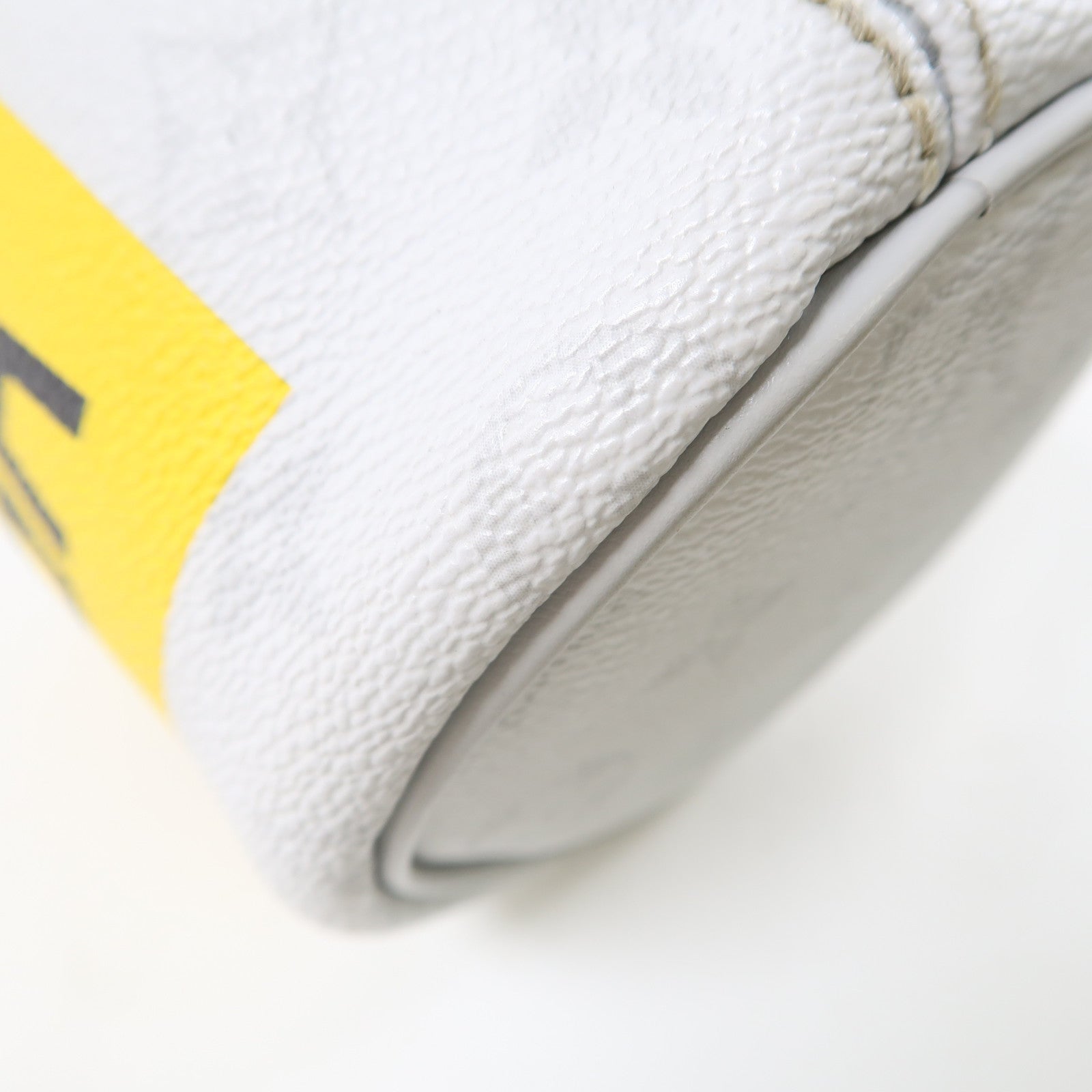 LOUIS VUITTON White Monogram Chalk Nano銀扣肩背袋白色/灰色