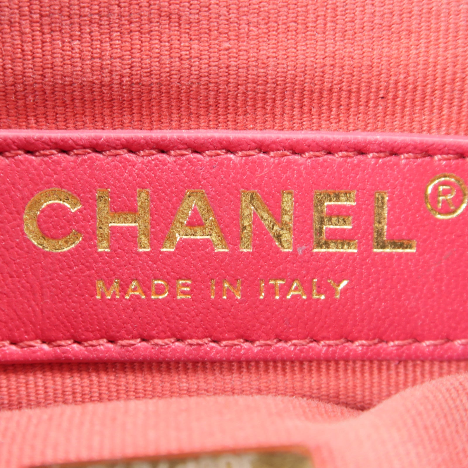 CHANEL 羊皮皮革Chain Shoulder金扣肩背袋黑色