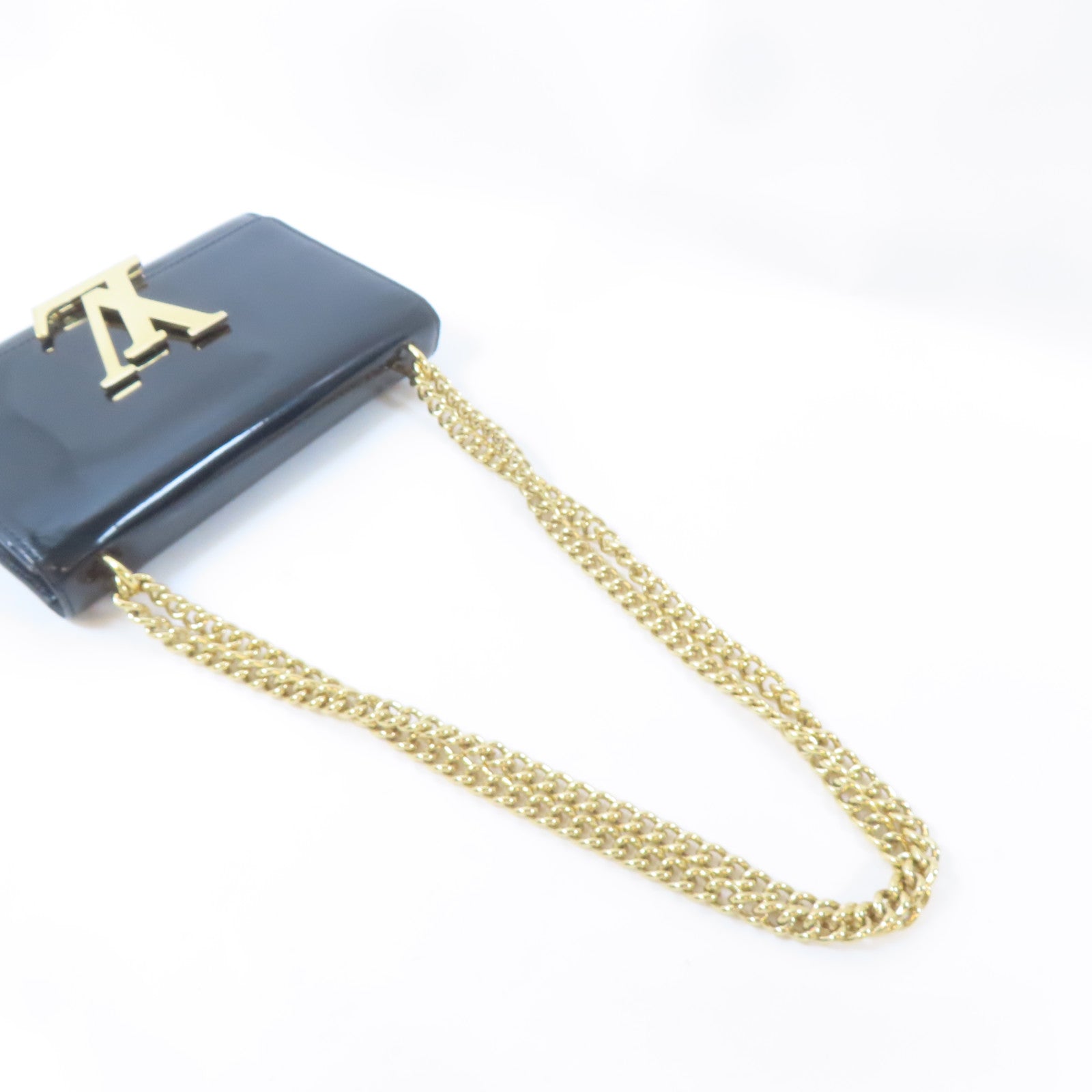 LOUIS VUITTON 漆皮皮革Pochette Louise MM金扣鏈帶肩背袋黑色