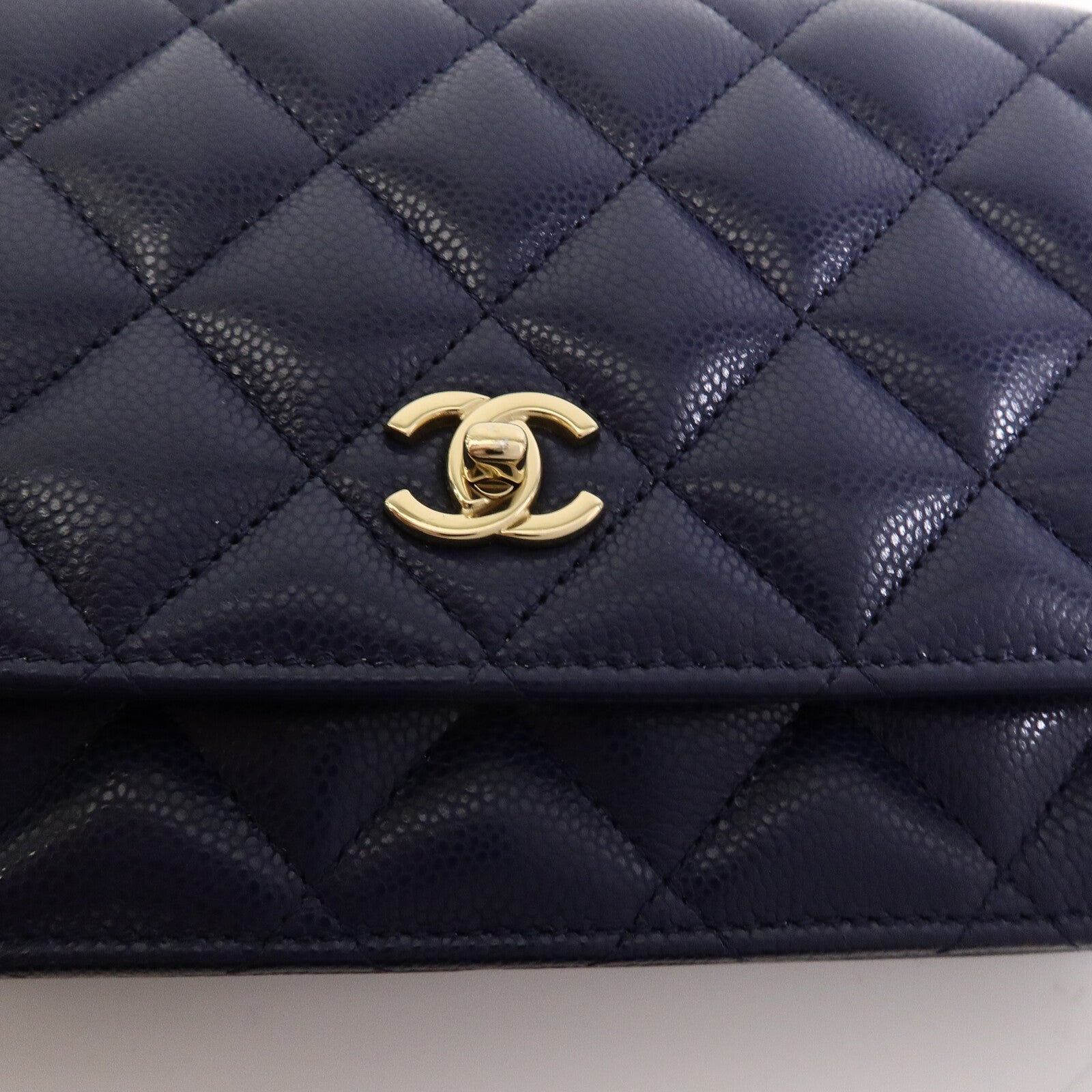 CHANEL 牛皮皮革WOC Wallet On Chain鏈帶肩背袋