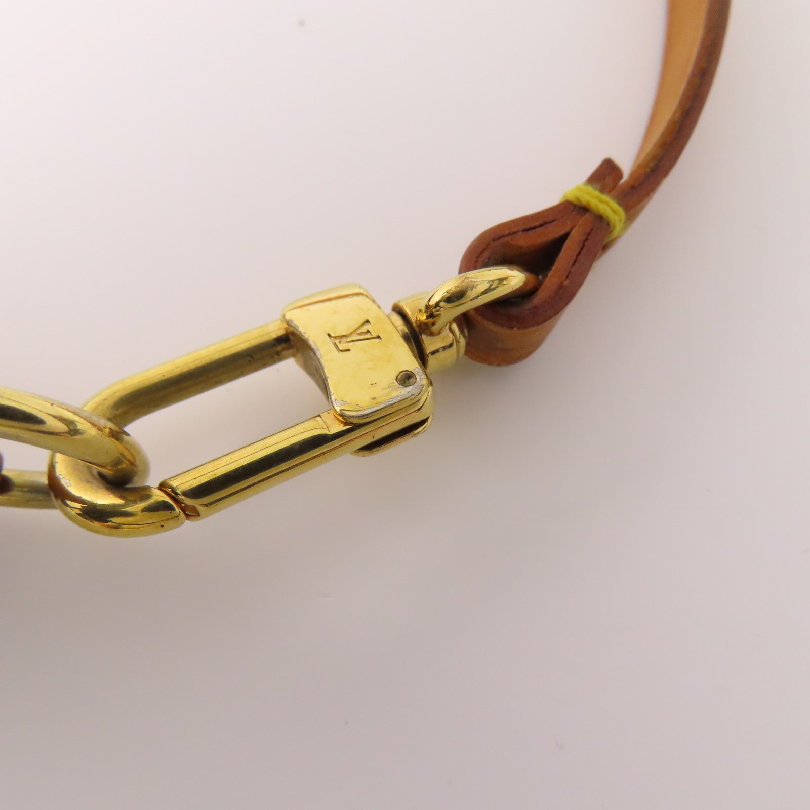 LOUIS VUITTON Monogram Pochette Accessoires金扣手挽袋棕色