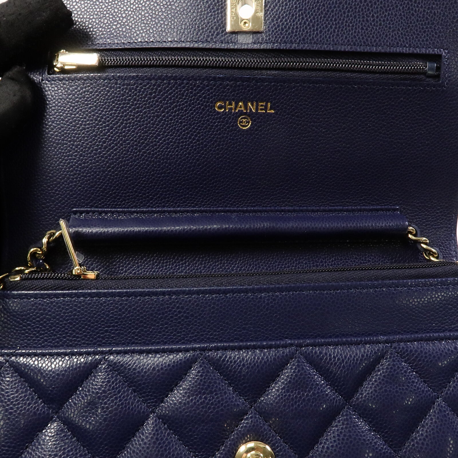 CHANEL 牛皮皮革WOC Wallet On Chain鏈帶肩背袋
