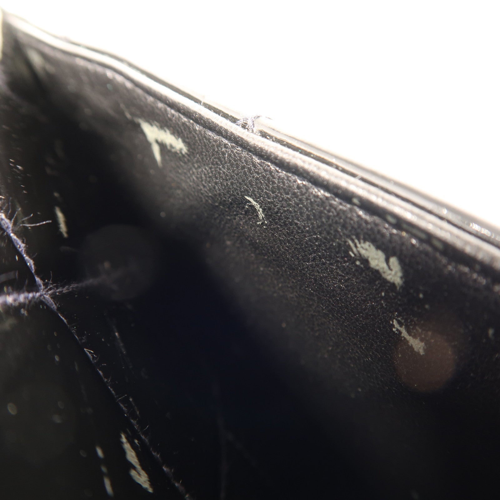 CHANEL 漆皮皮革Chain Shoulder金扣鏈帶肩背袋