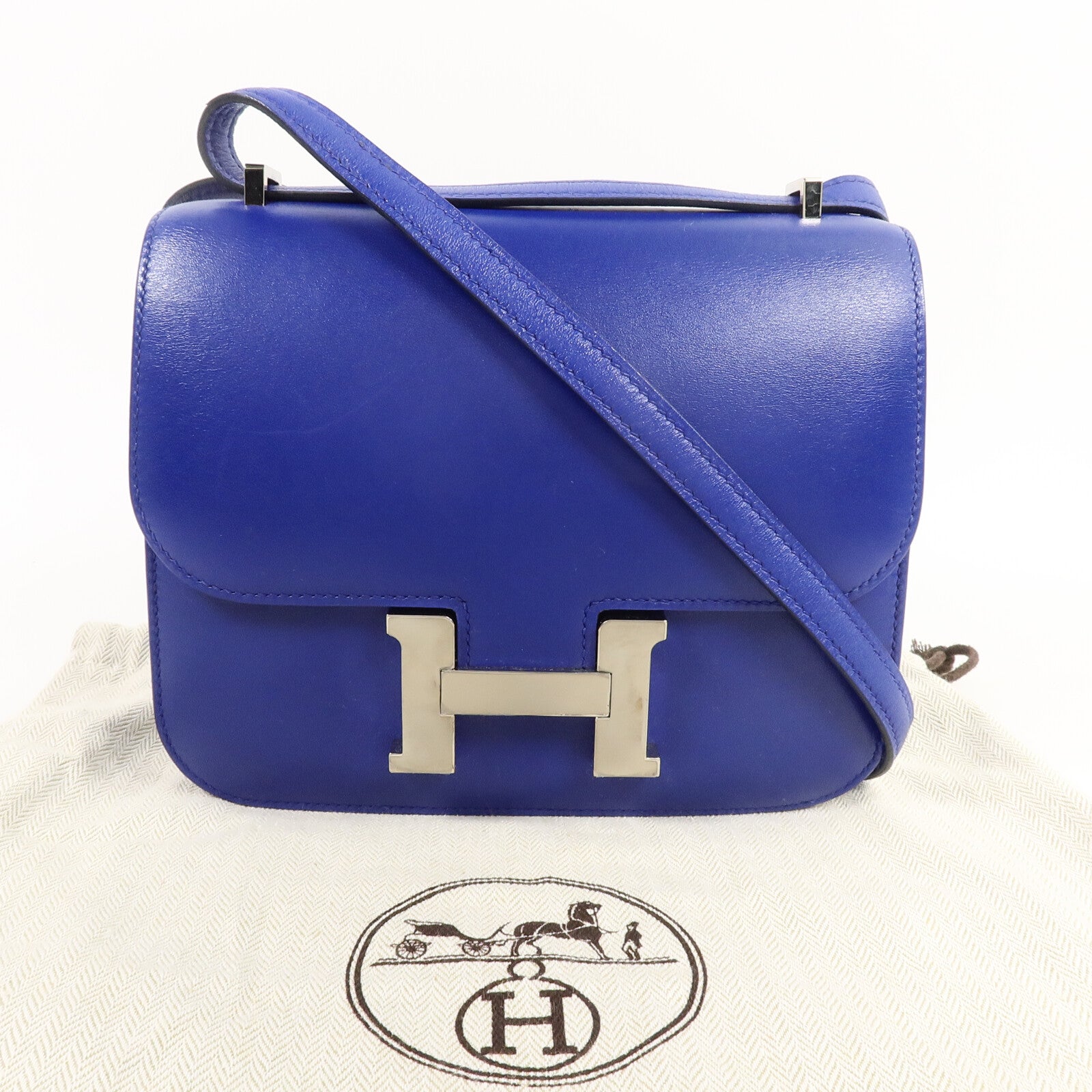 HERMES Tadelakt皮革Constance Mini肩背袋Bleu Electrique