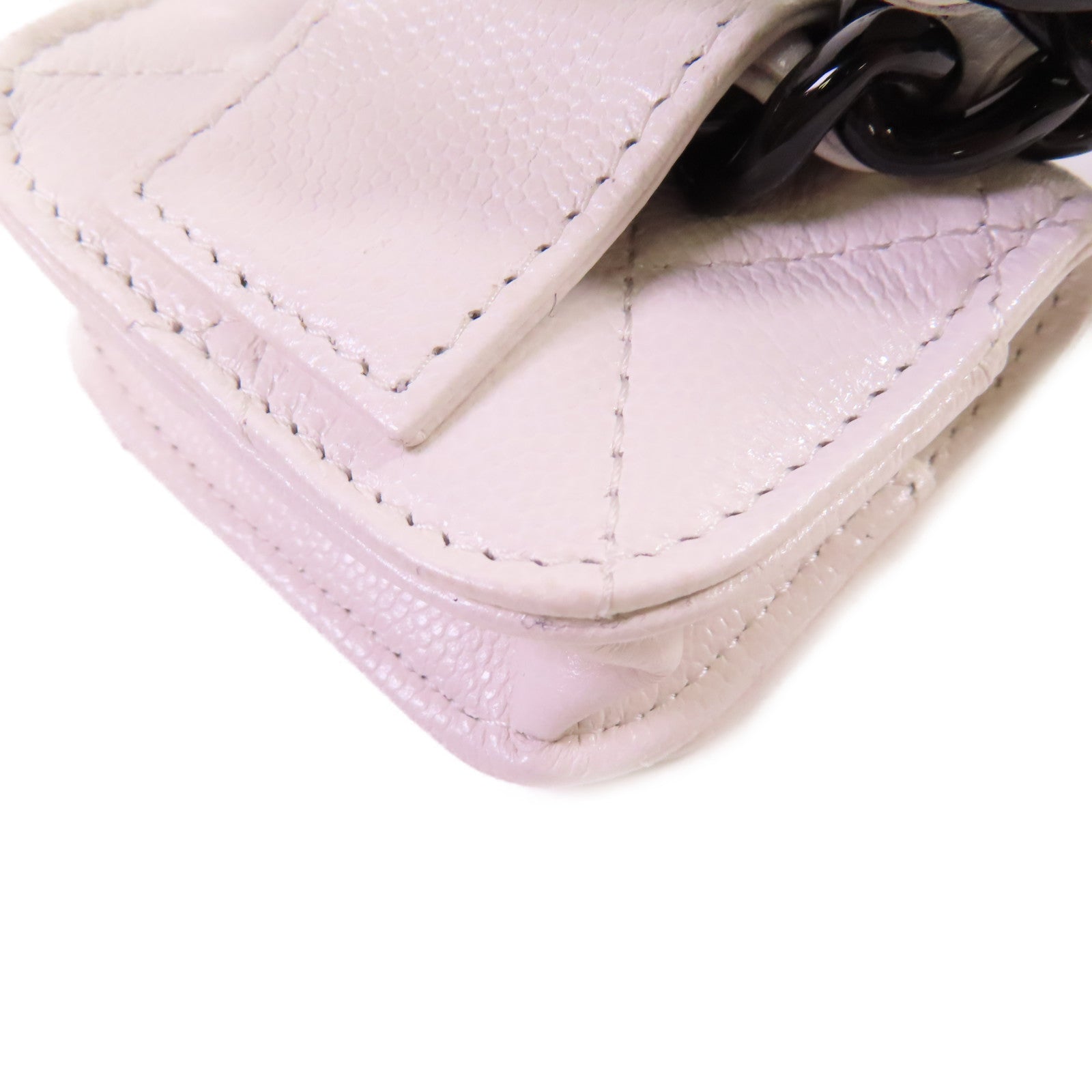 CHANEL 菱格Caviar皮革Airpods Pro Holder Belt銀扣耳機收納腰包白色