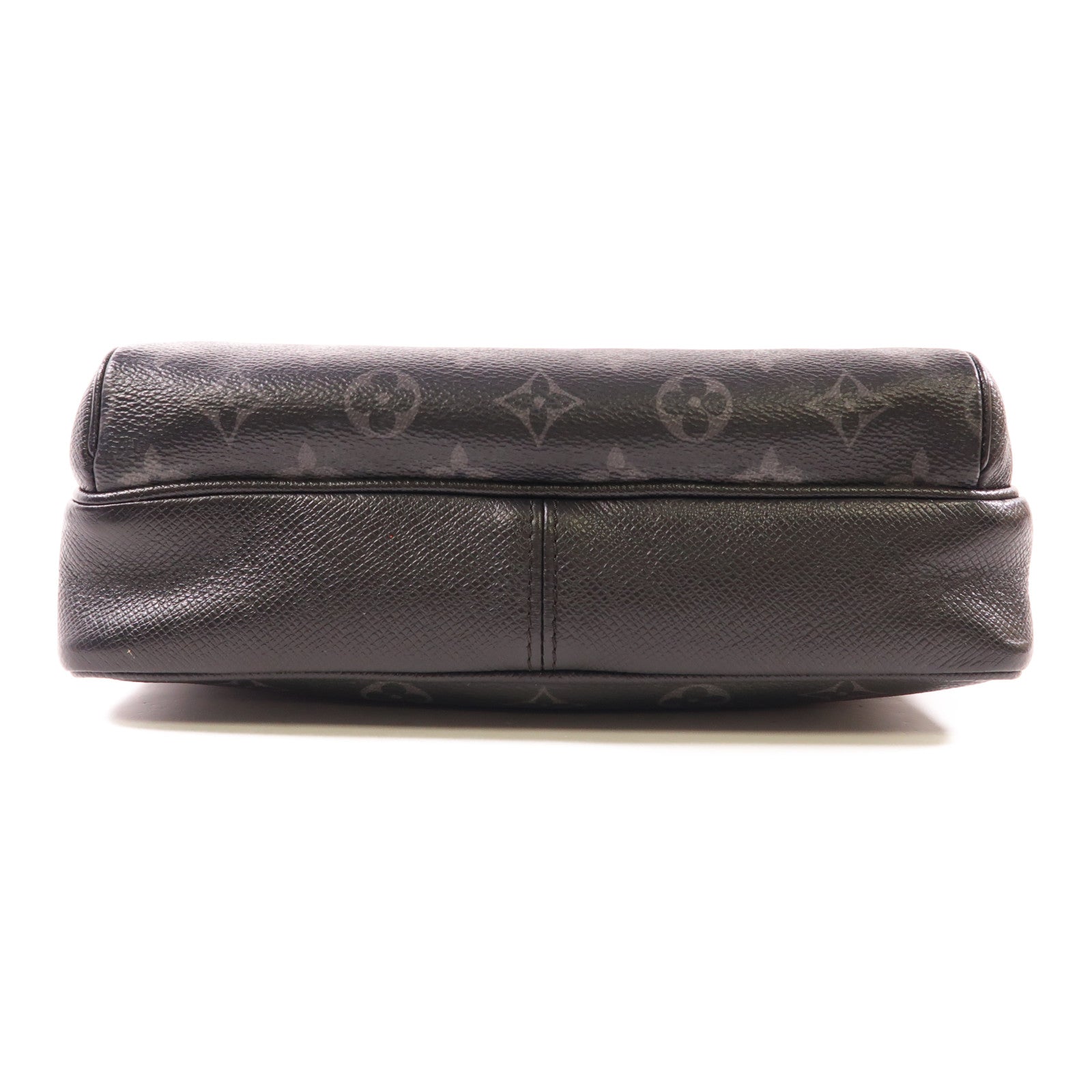 LOUIS VUITTON Monogram Eclipse/Taiga Outdoor Messenger銀扣肩背袋