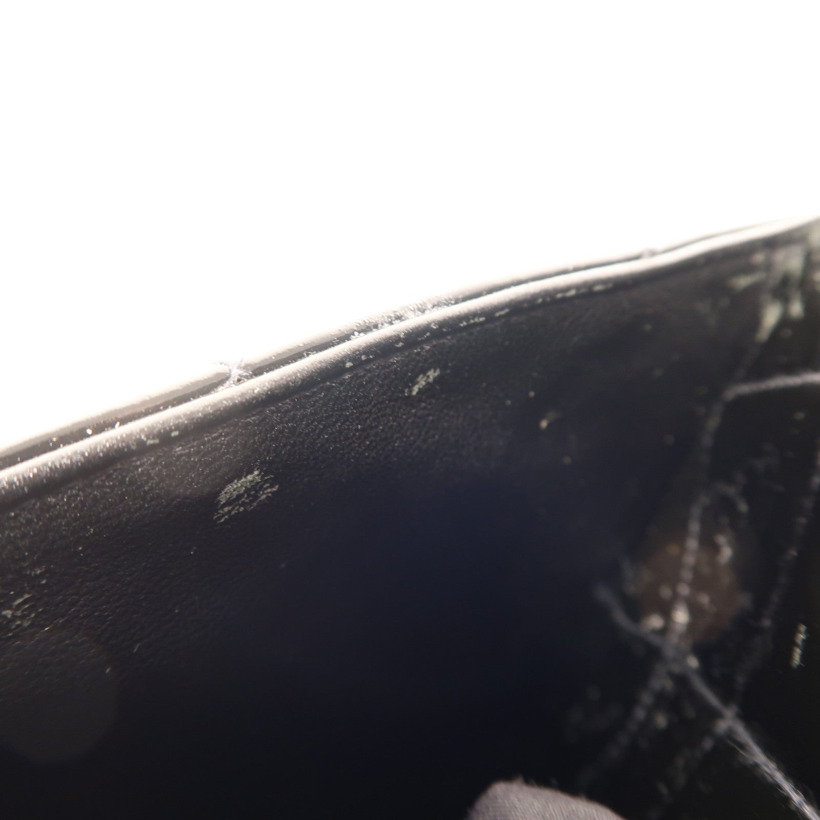 CHANEL 漆皮皮革Chain Shoulder金扣鏈帶肩背袋