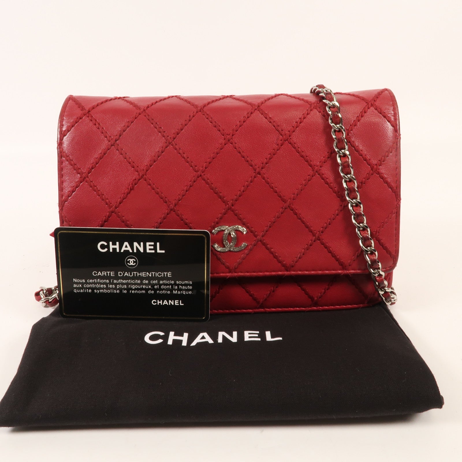 CHANEL 【激減優惠】羊皮皮革WOC Wallet On Chain銀扣鏈帶肩背袋