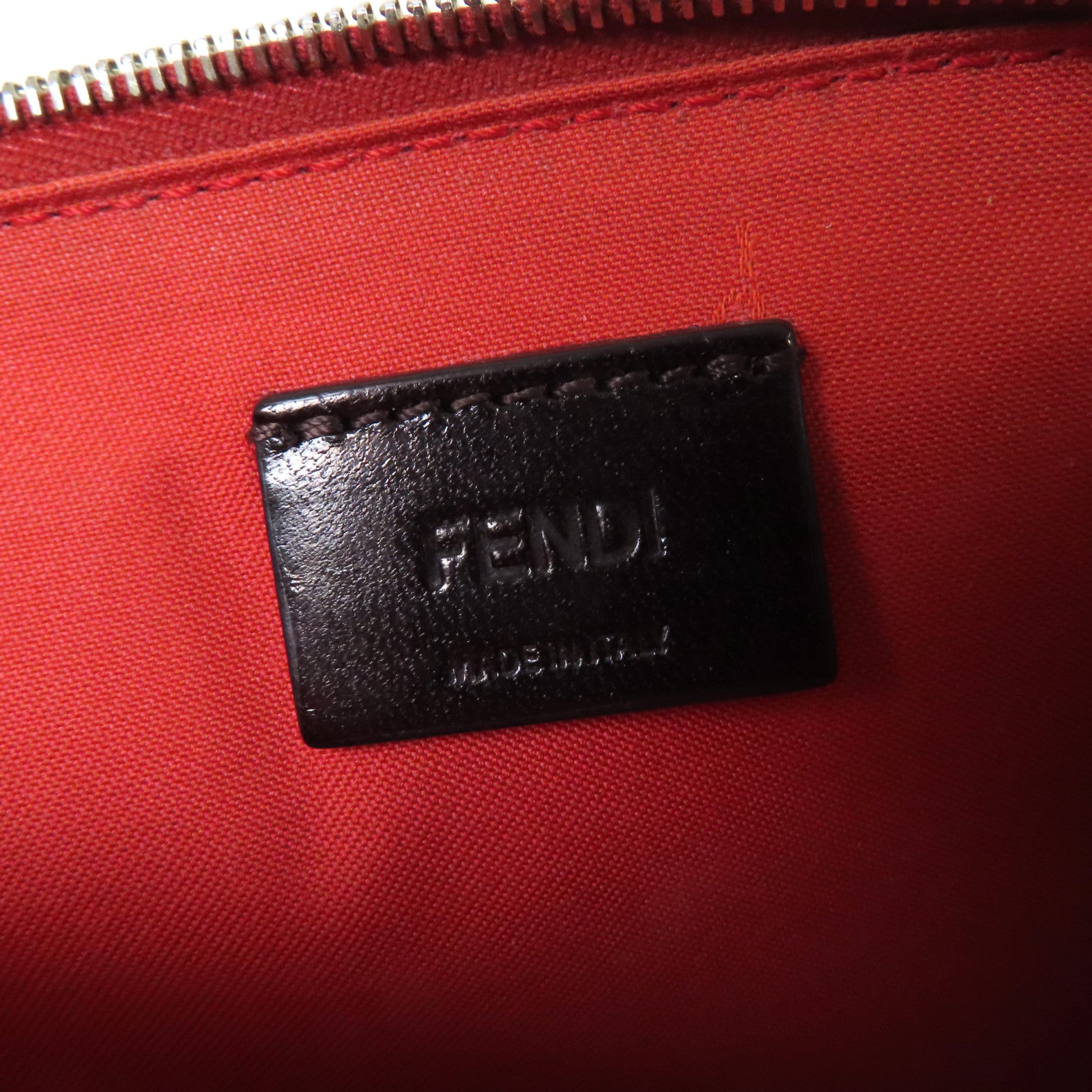 FENDI 【激減優惠】皮革Pouch銀扣手拿包紅色