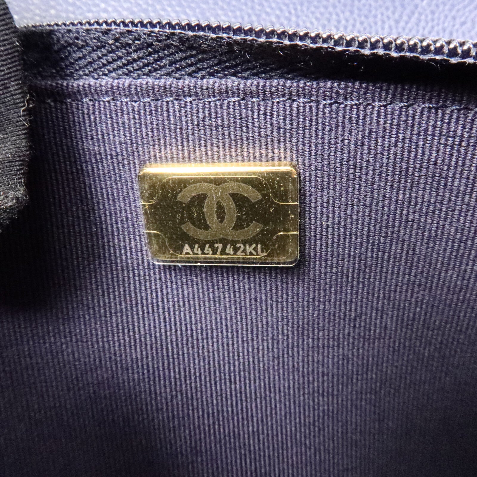 CHANEL 牛皮皮革WOC Wallet On Chain鏈帶肩背袋